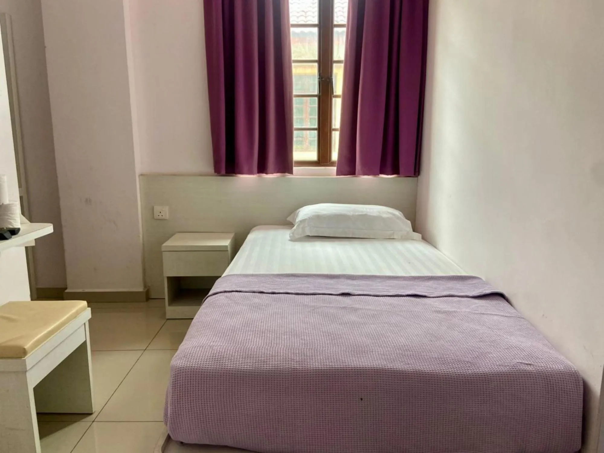 View (from property/room), Bed in Lavender Riverside Hotel