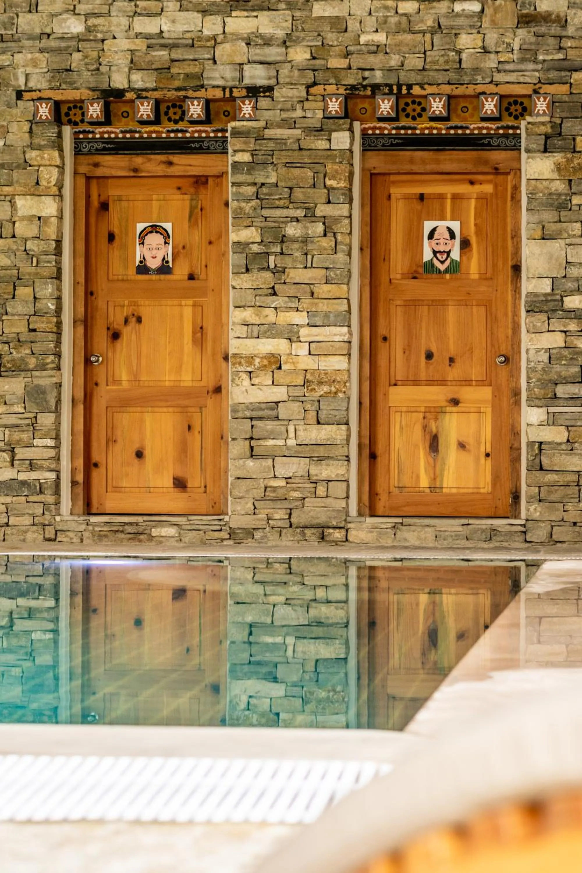 Swimming pool in Zhiwaling Heritage