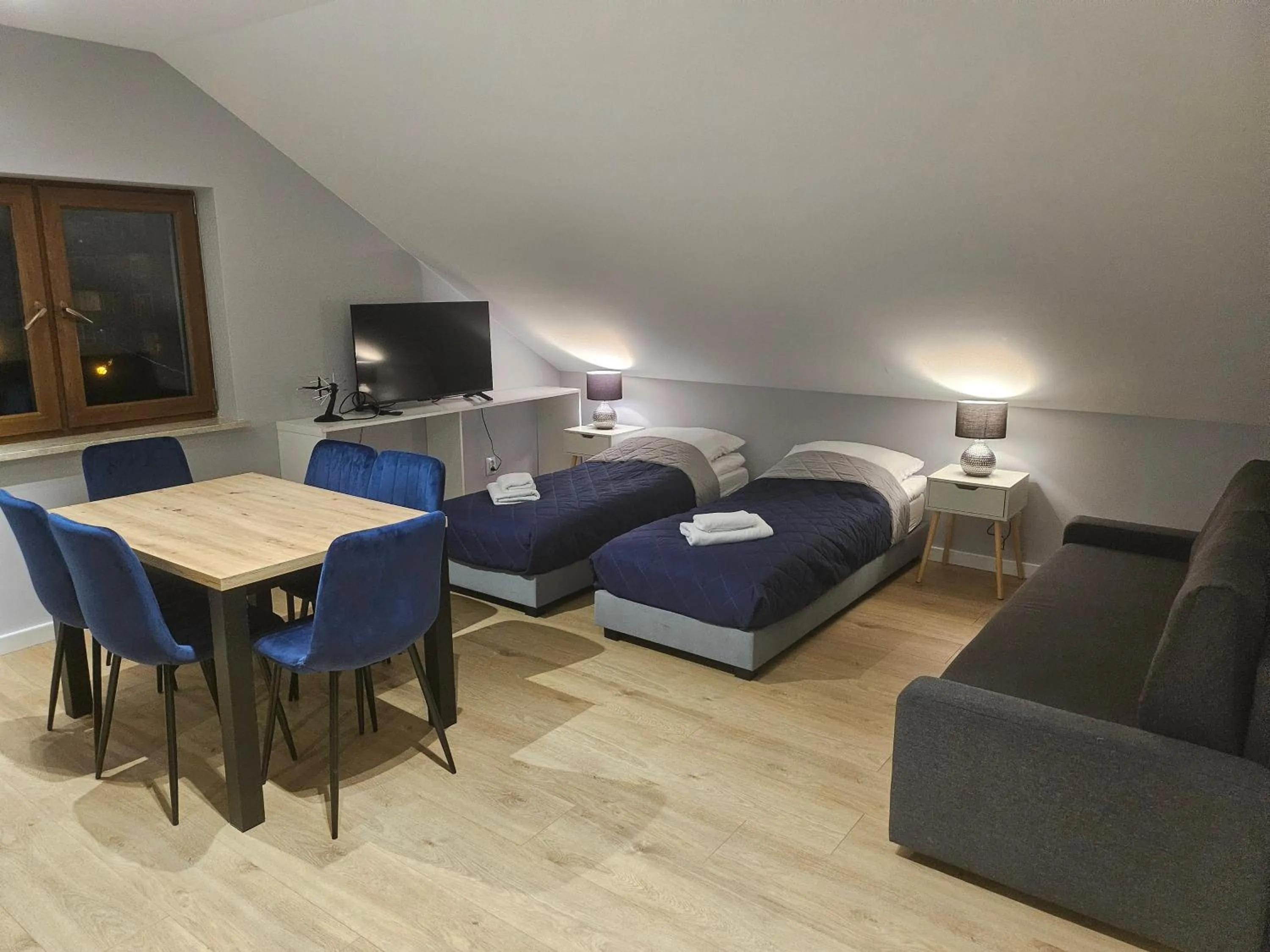 TV and multimedia in Aparthotel Warszawa