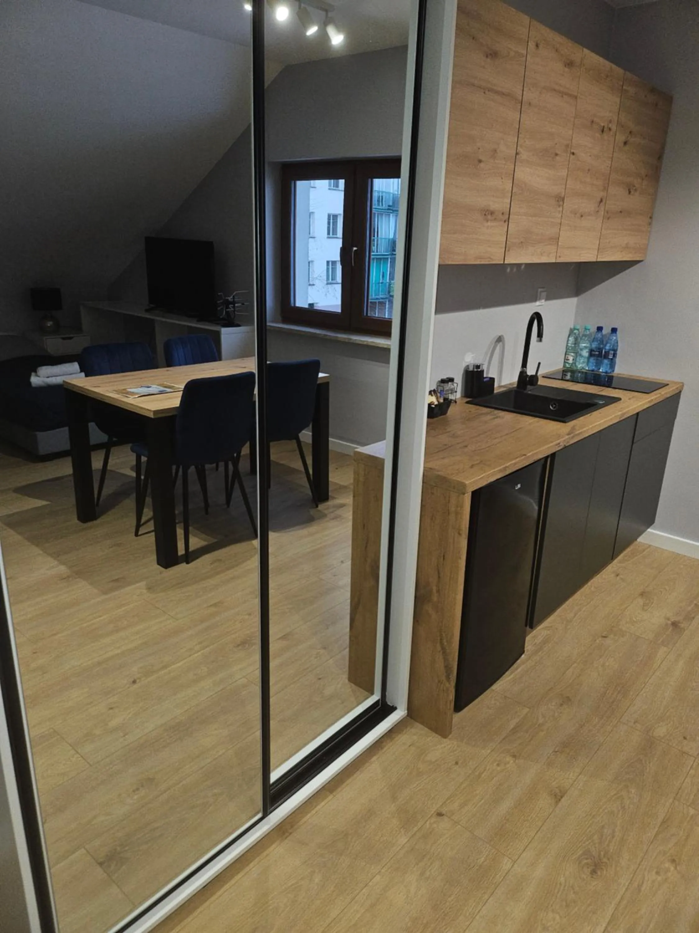 Kitchen or kitchenette in Aparthotel Warszawa