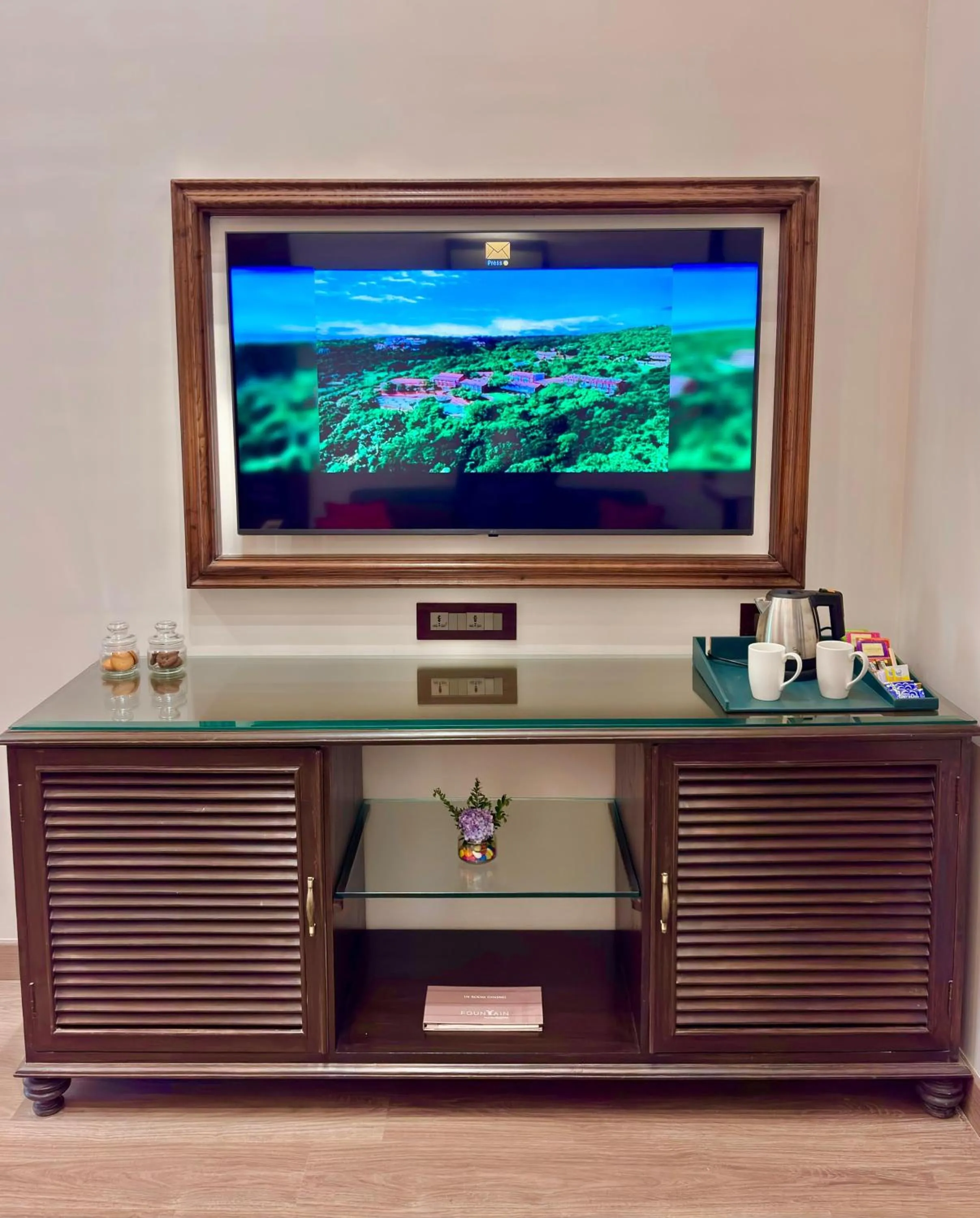 TV and multimedia in Fountain, Mahabaleshwar - IHCL SeleQtions
