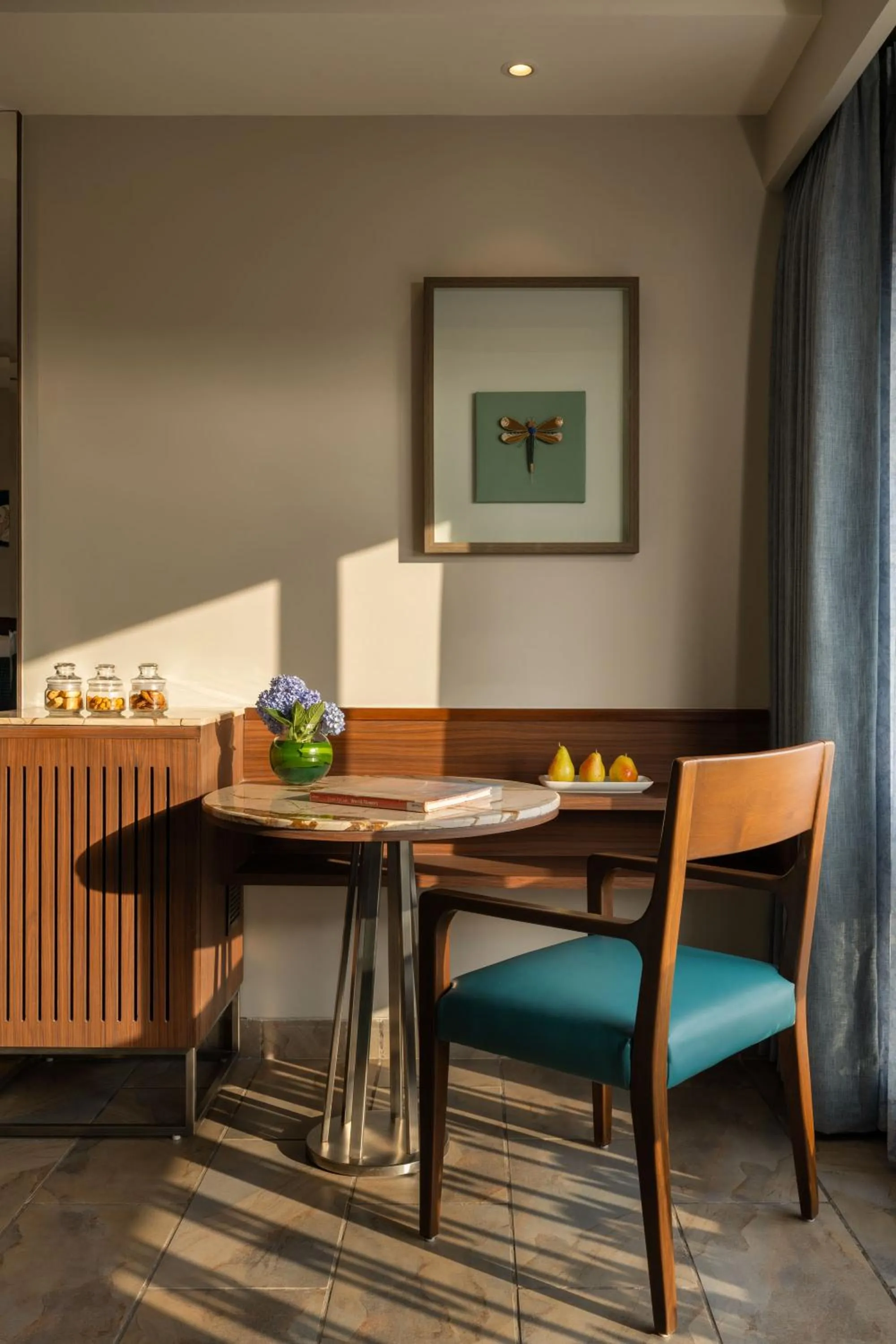 Dining area in Fountain, Mahabaleshwar - IHCL SeleQtions