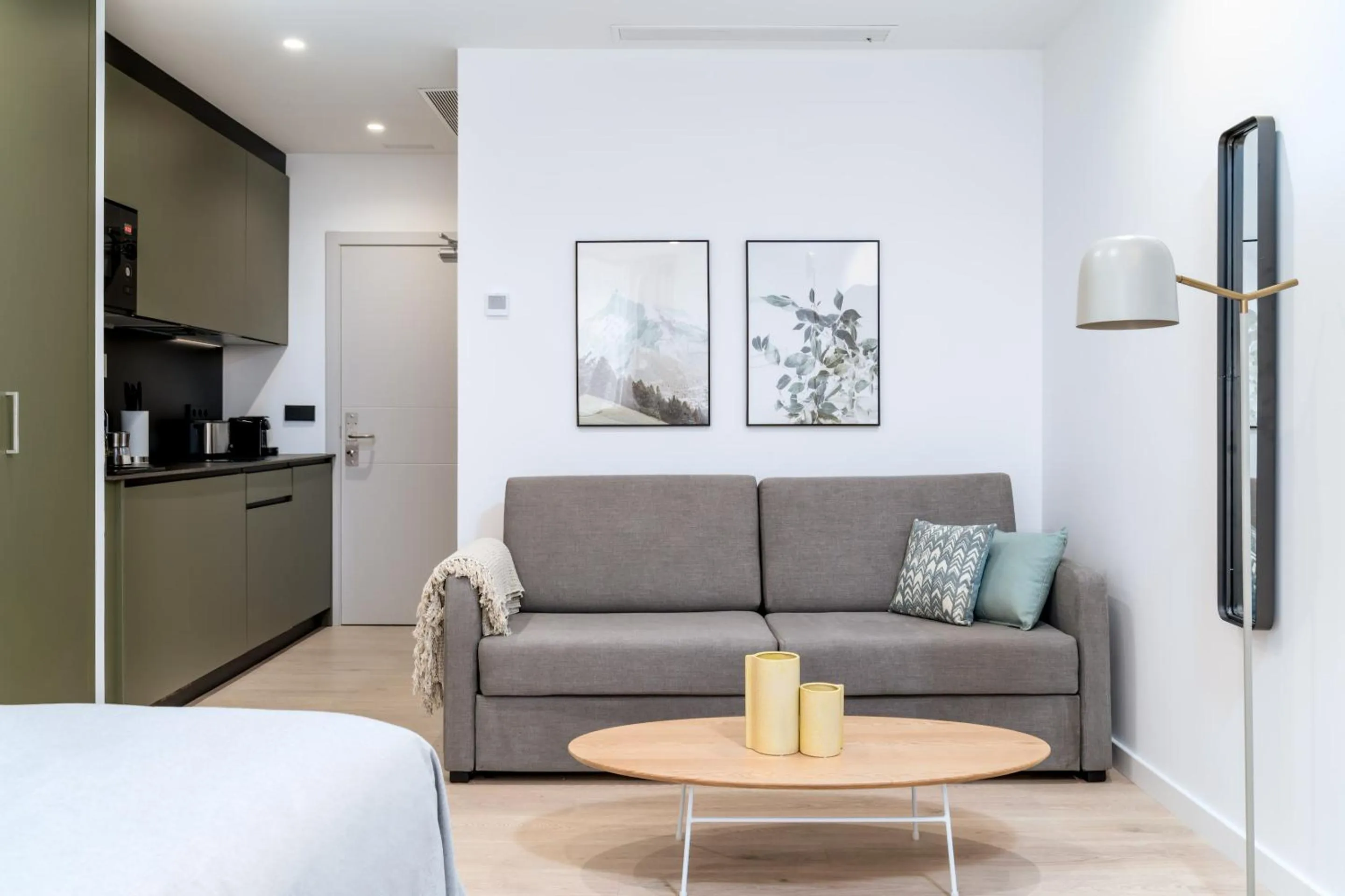 Bed in Limehome Santiago de Compostela