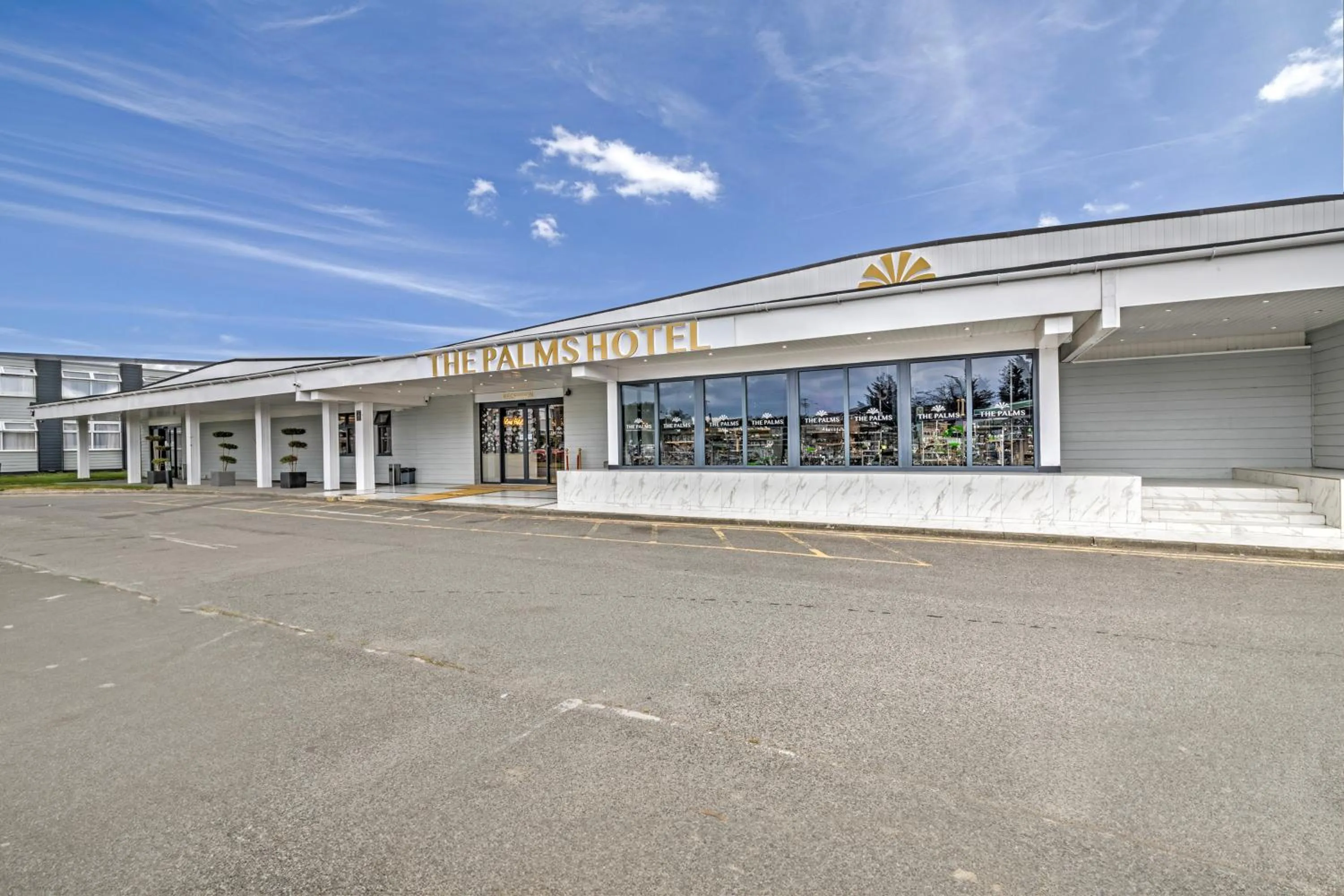 Property building in Palms Hotel & Retreat By Palette London Romford