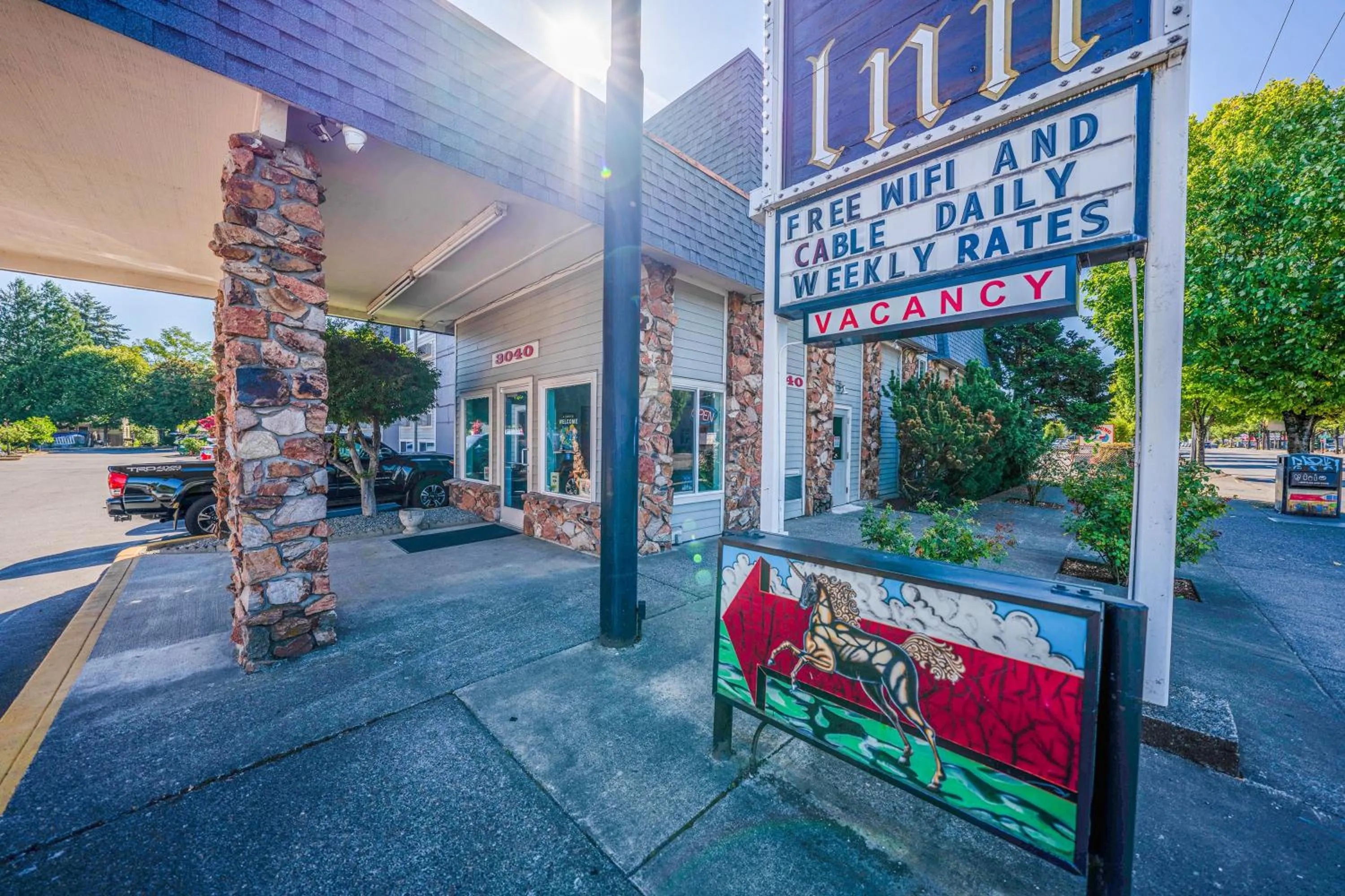 On site in Unicorn Inn by OYO Portland