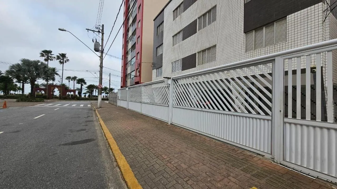 Praia da Guilhermina- WI FI - Garagem- 6 Hosp- Bares,restaurantes, Mercado