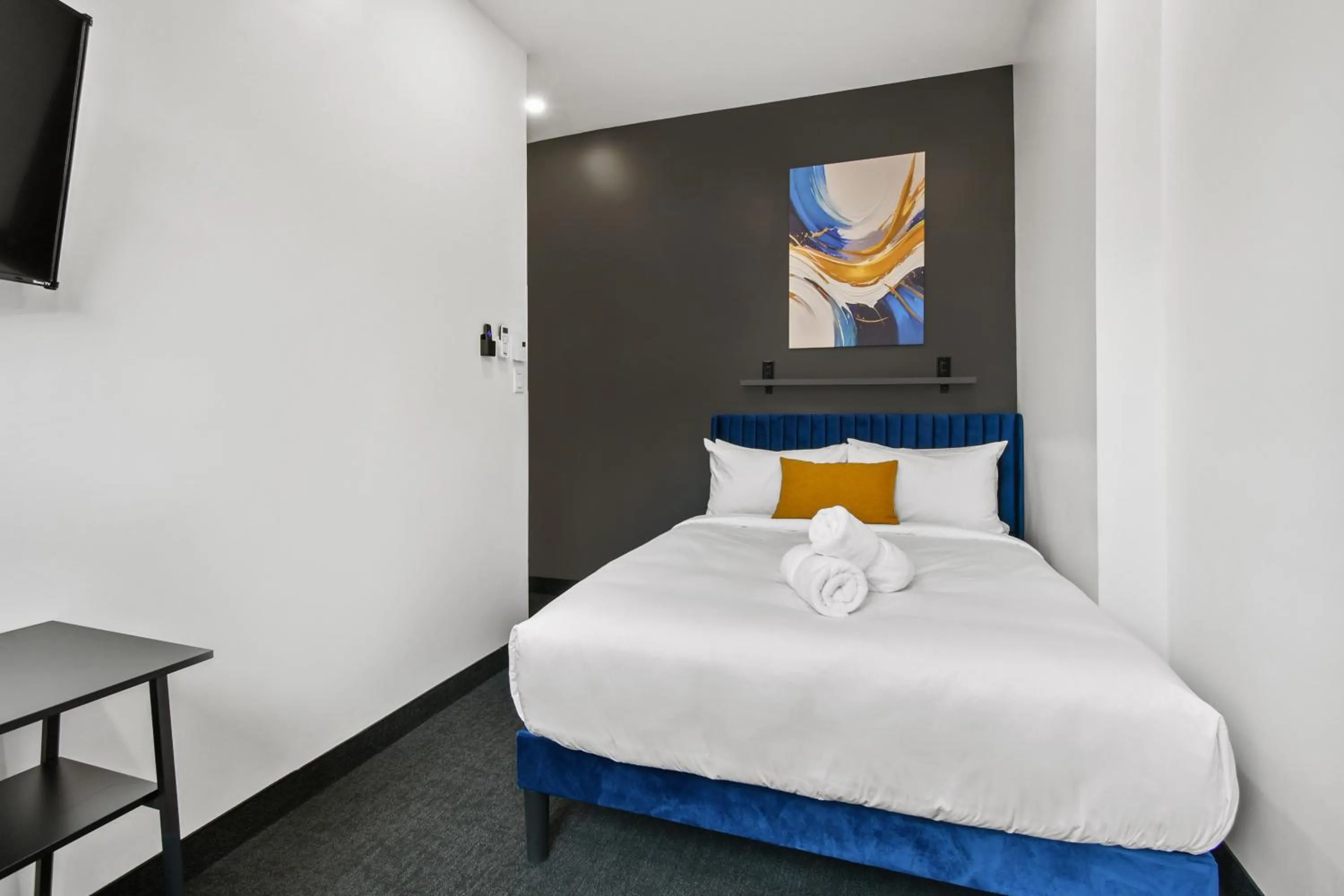 Bed in Lift Hotel