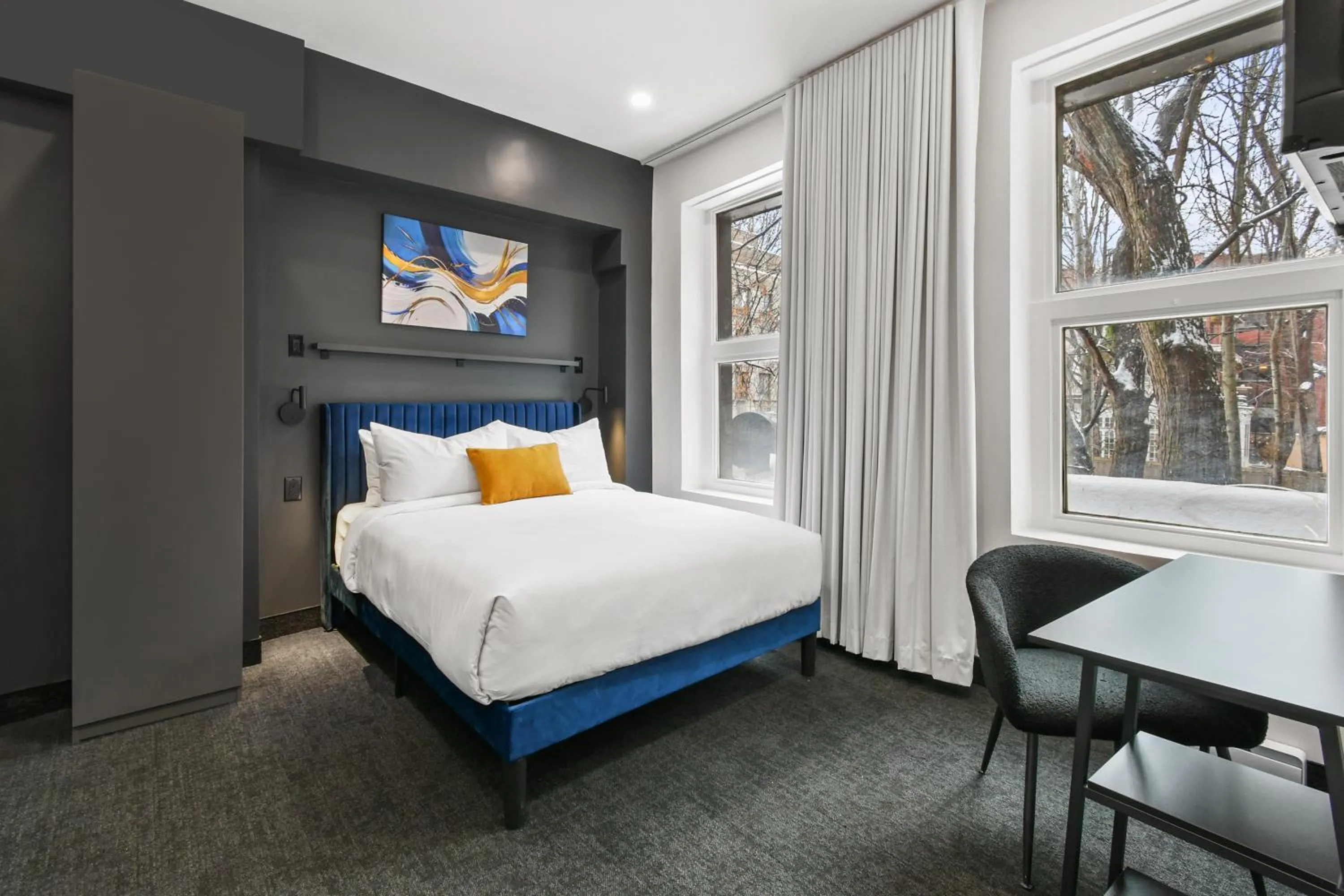 Bed in Lift Hotel