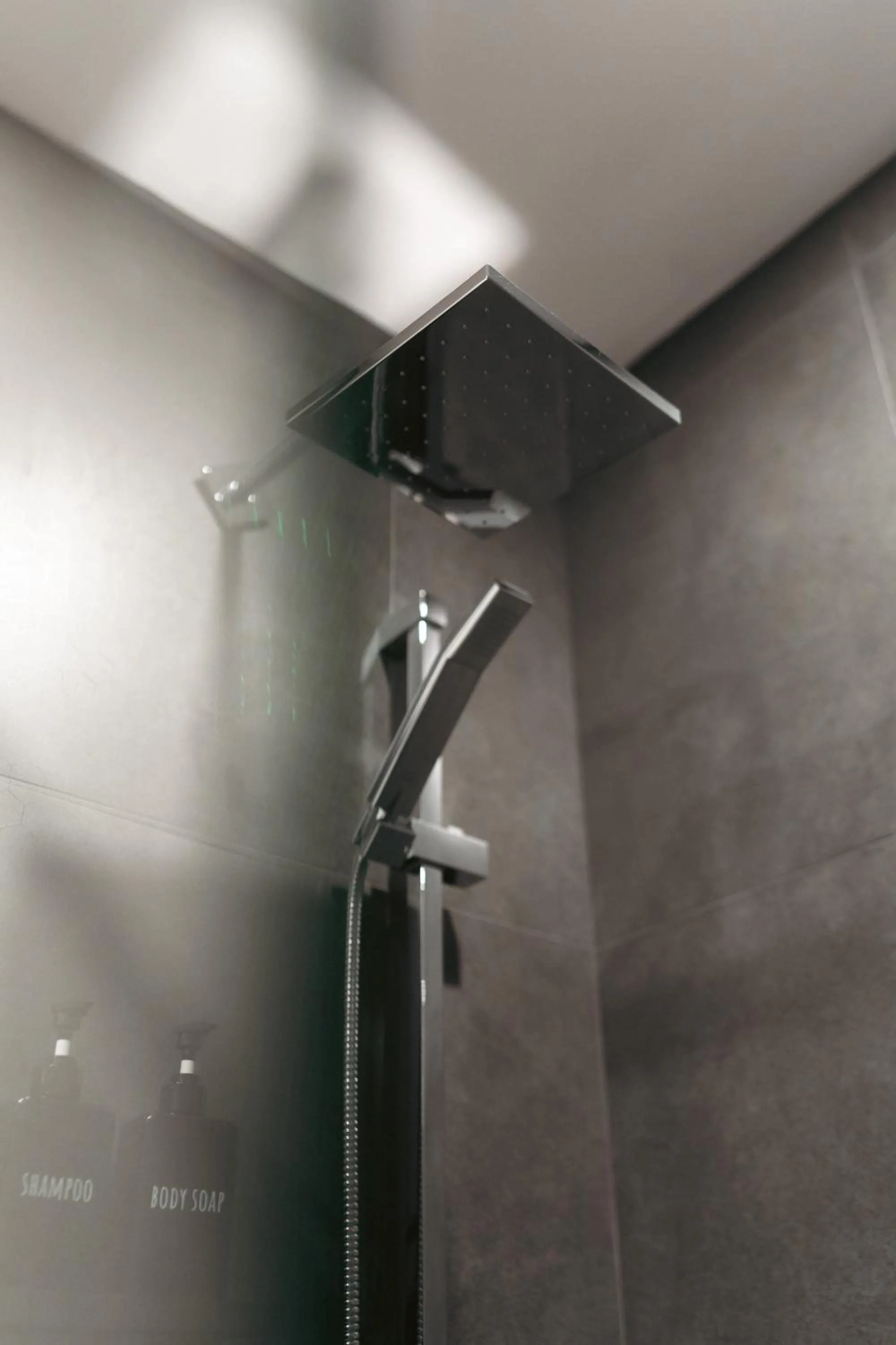 Shower in Lift Hotel