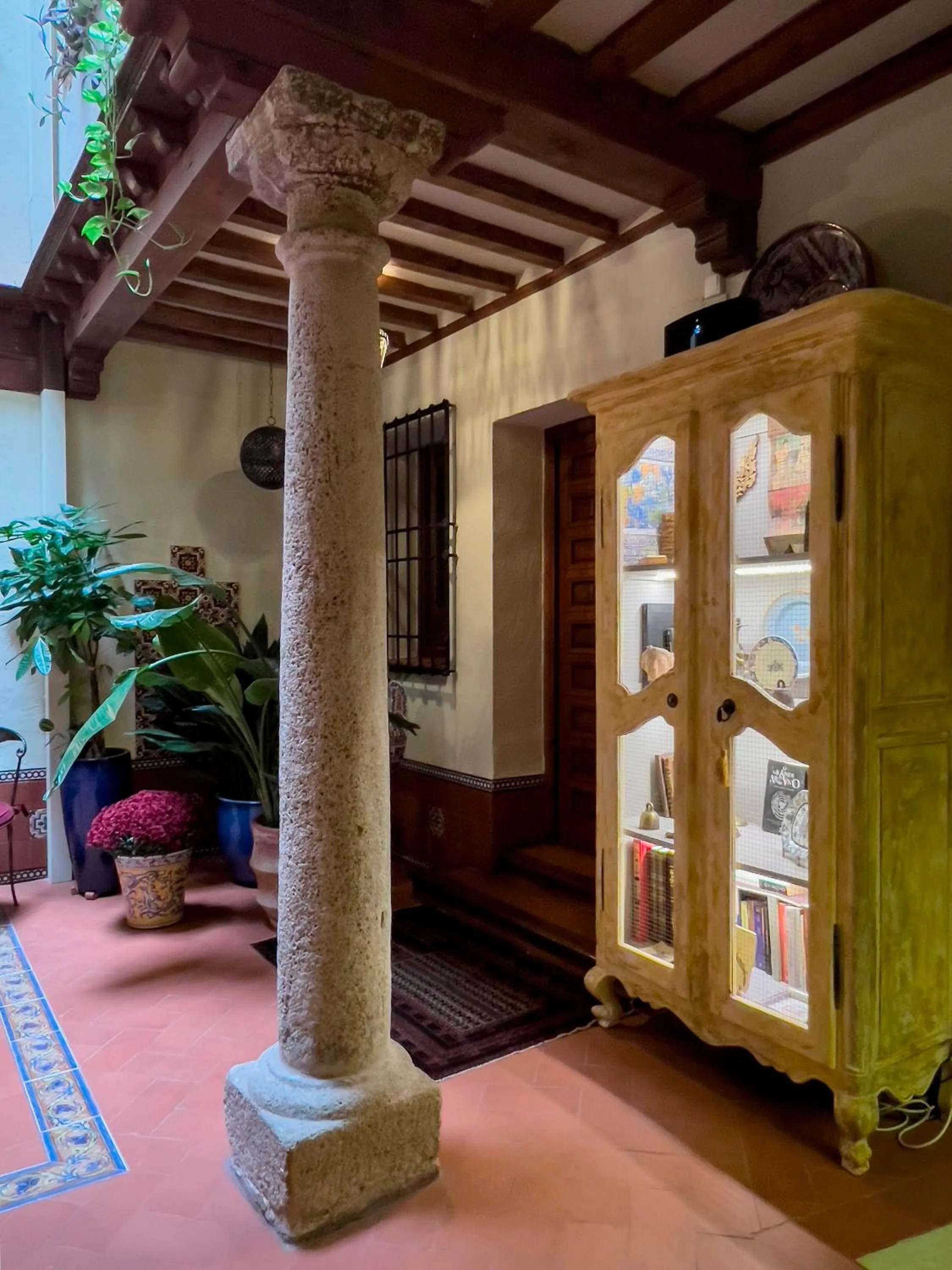 Inner courtyard view in Almunia de San Miguel