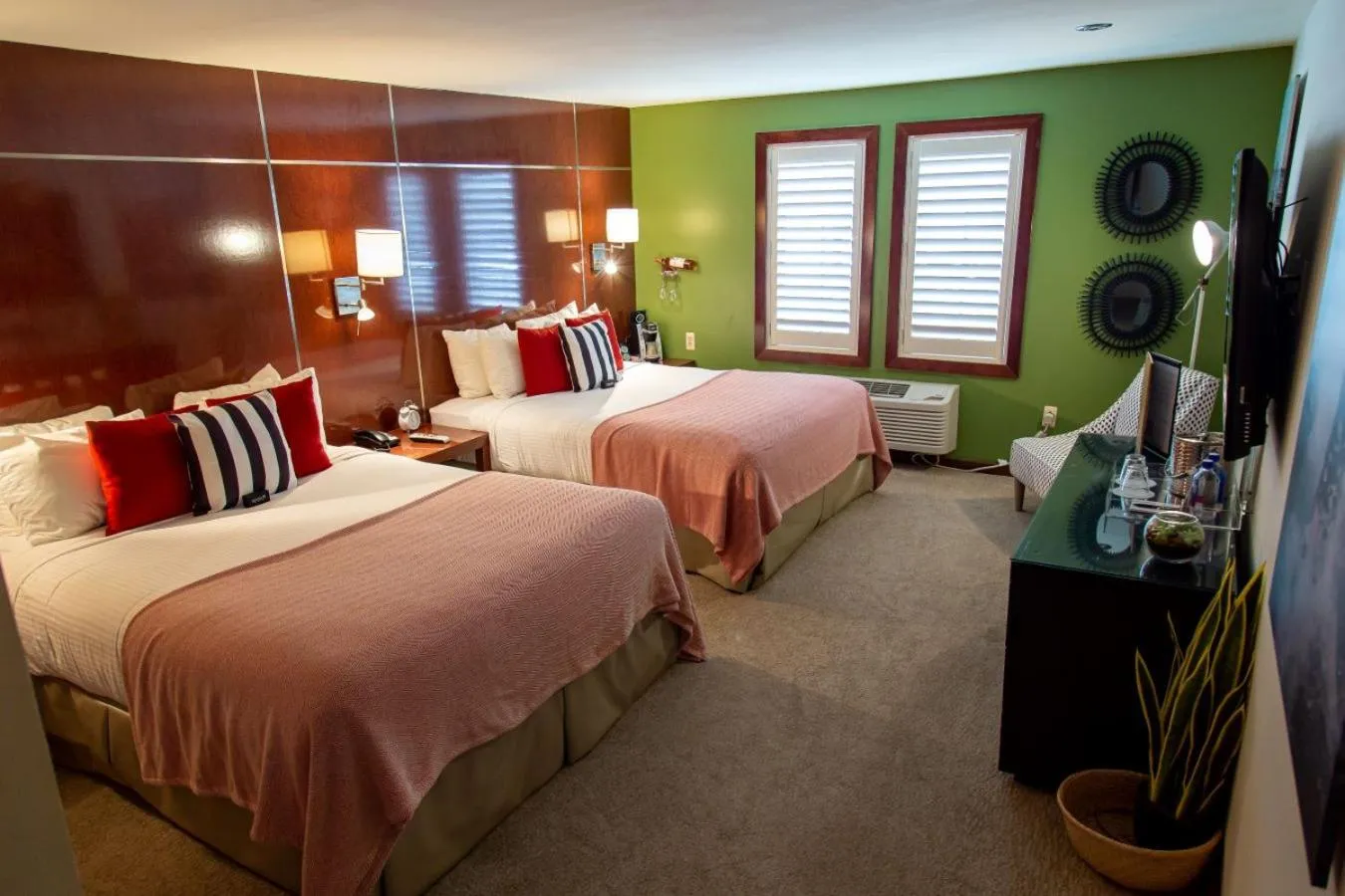 Bedroom, Bed in Daddy O Hotel