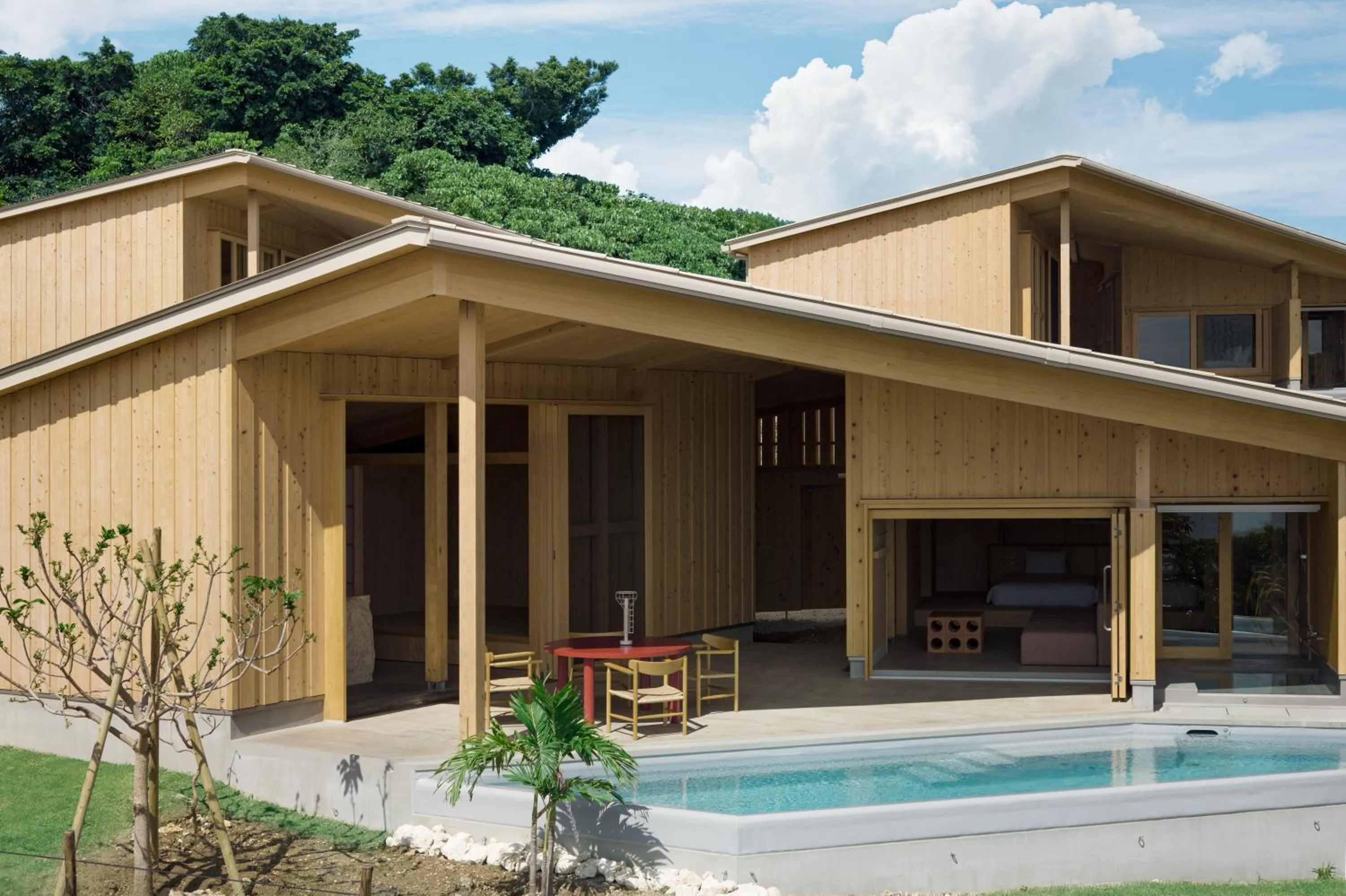 Property building in YAWN YARD Kouri Island