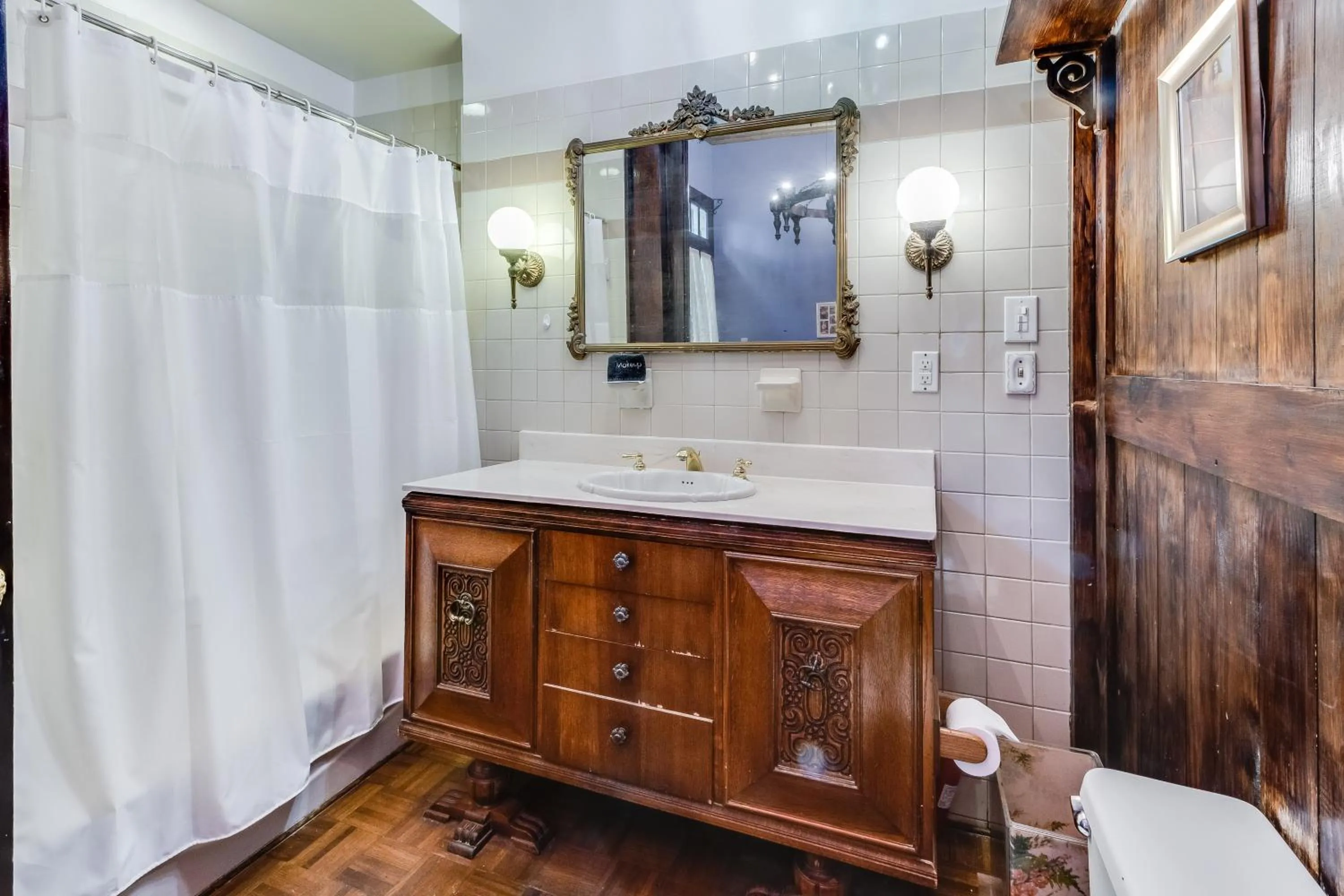 Royal Barracks Guest House