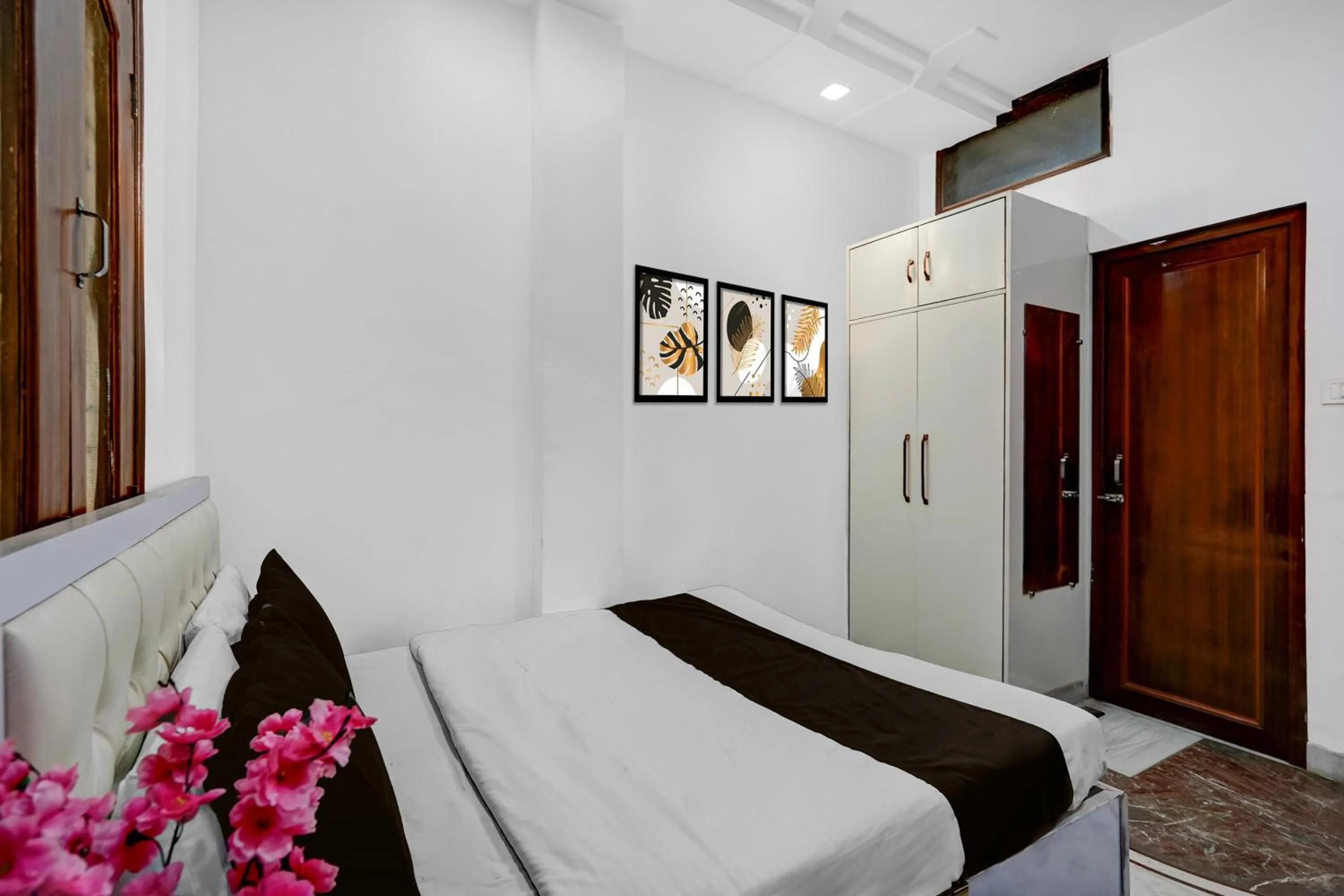 Bedroom, Bed in Hotel O Iskcon Temple Rohini Formerly Golden Key