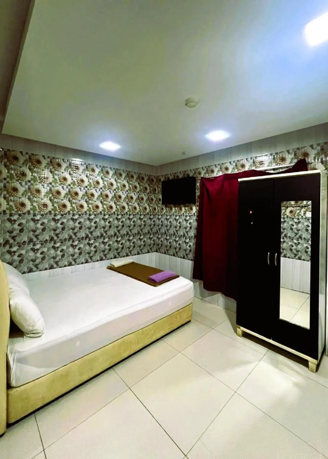 Bed in Seri Rawang Hotel