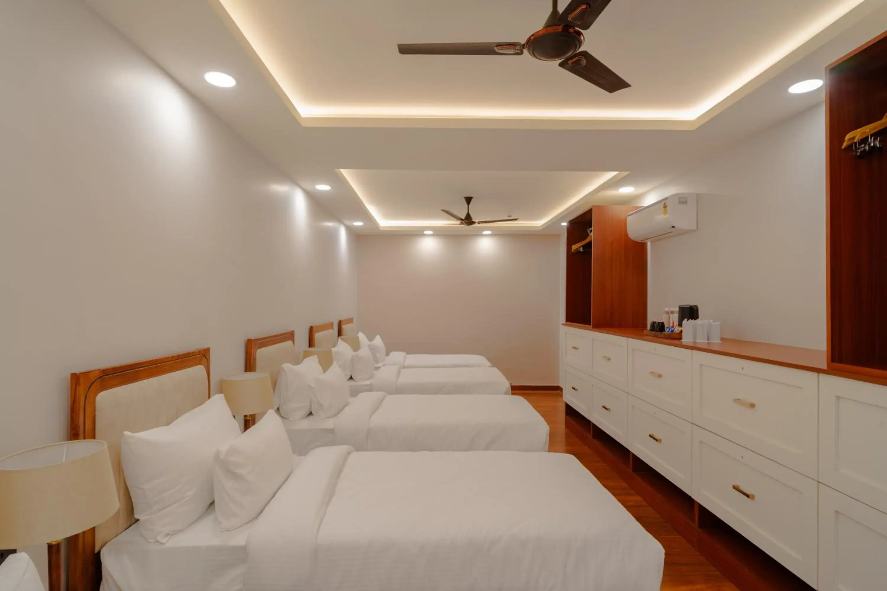 Family Room in Alokah Kashi Family Room in Alokah Kashi