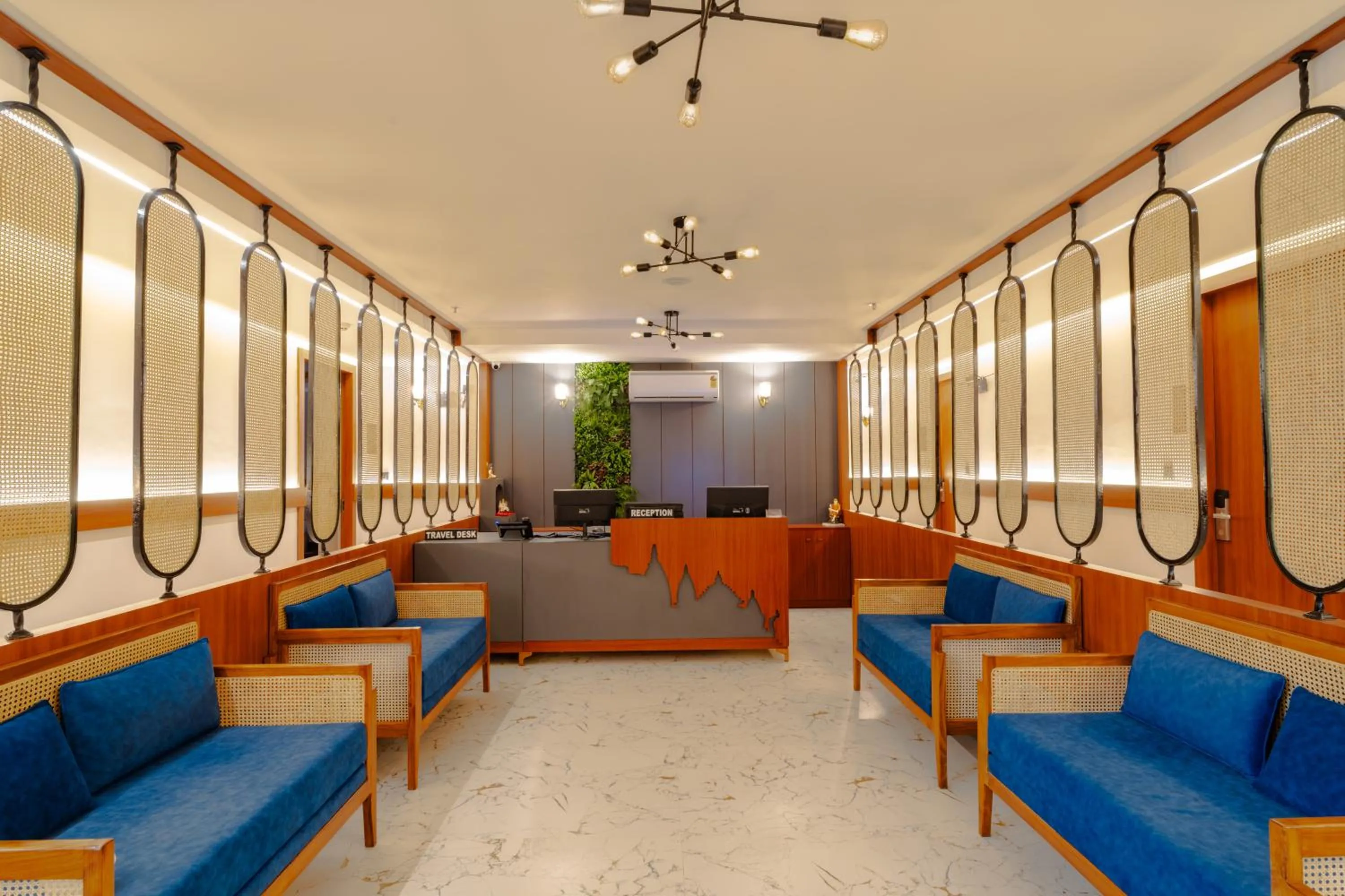 Lobby or reception in Alokah Kashi