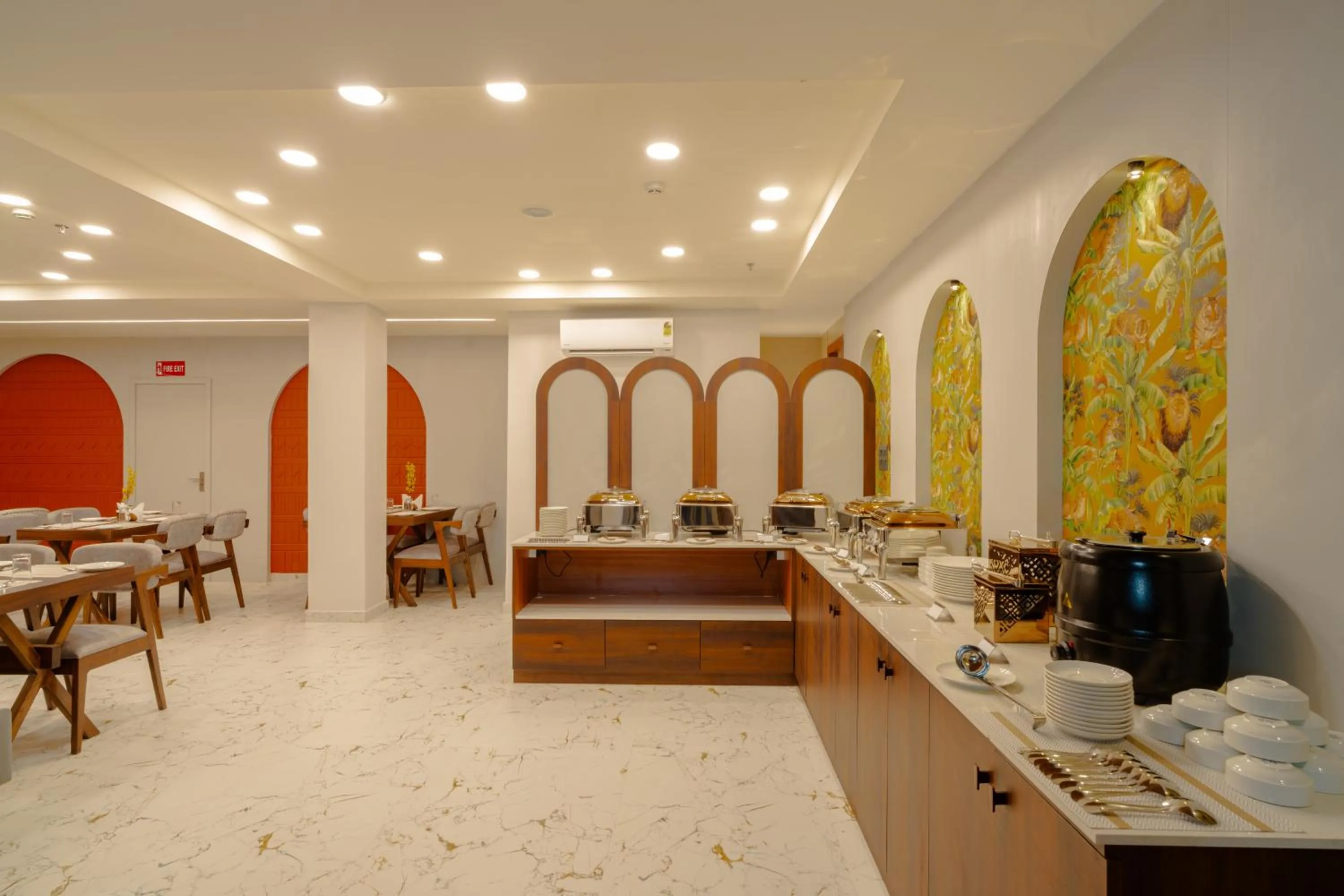 Restaurant/places to eat in Alokah Kashi