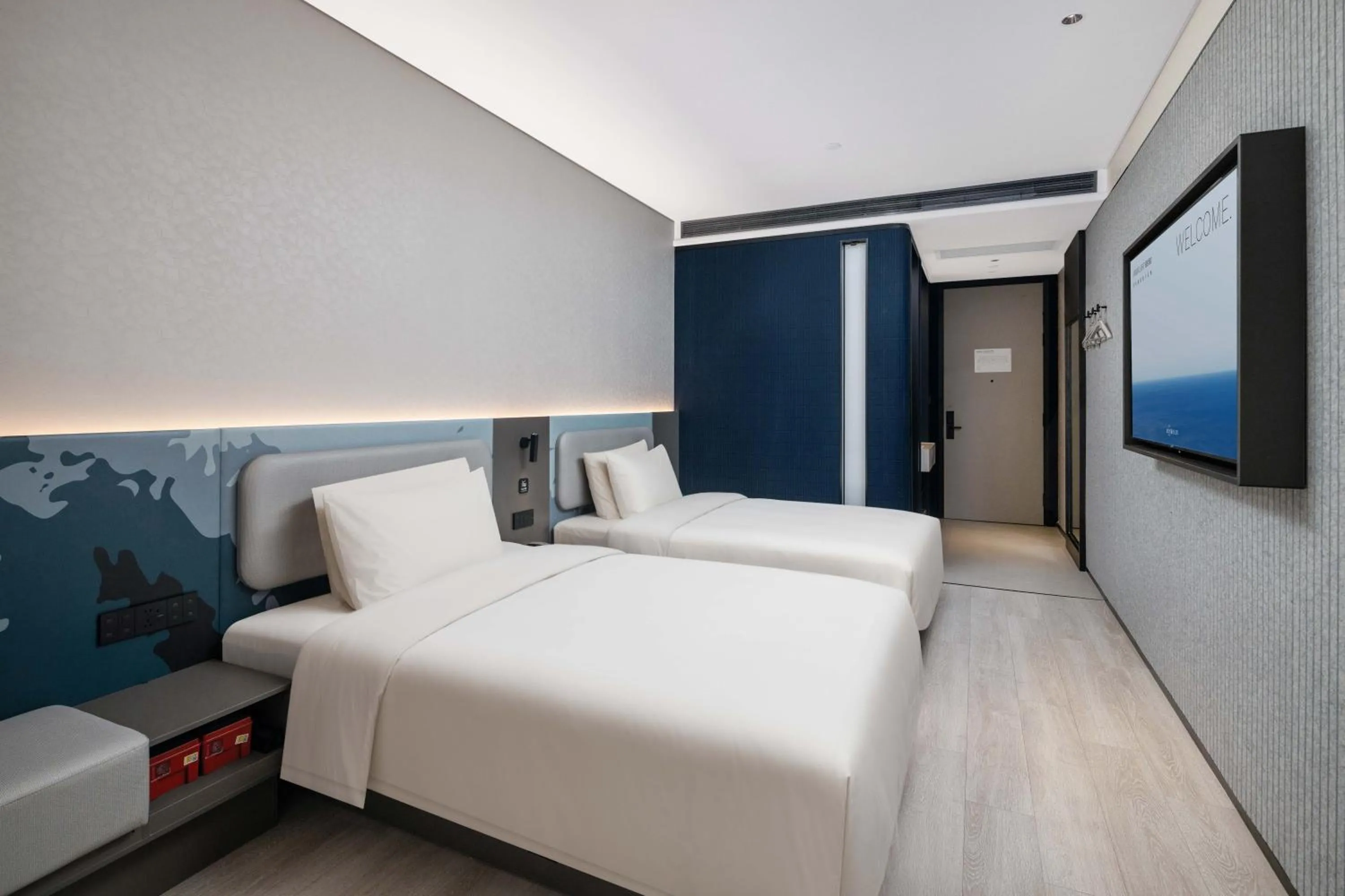 Bed in Atour Light Hotel Shenzhen Nanshan Science and Technology Park Changyuan
