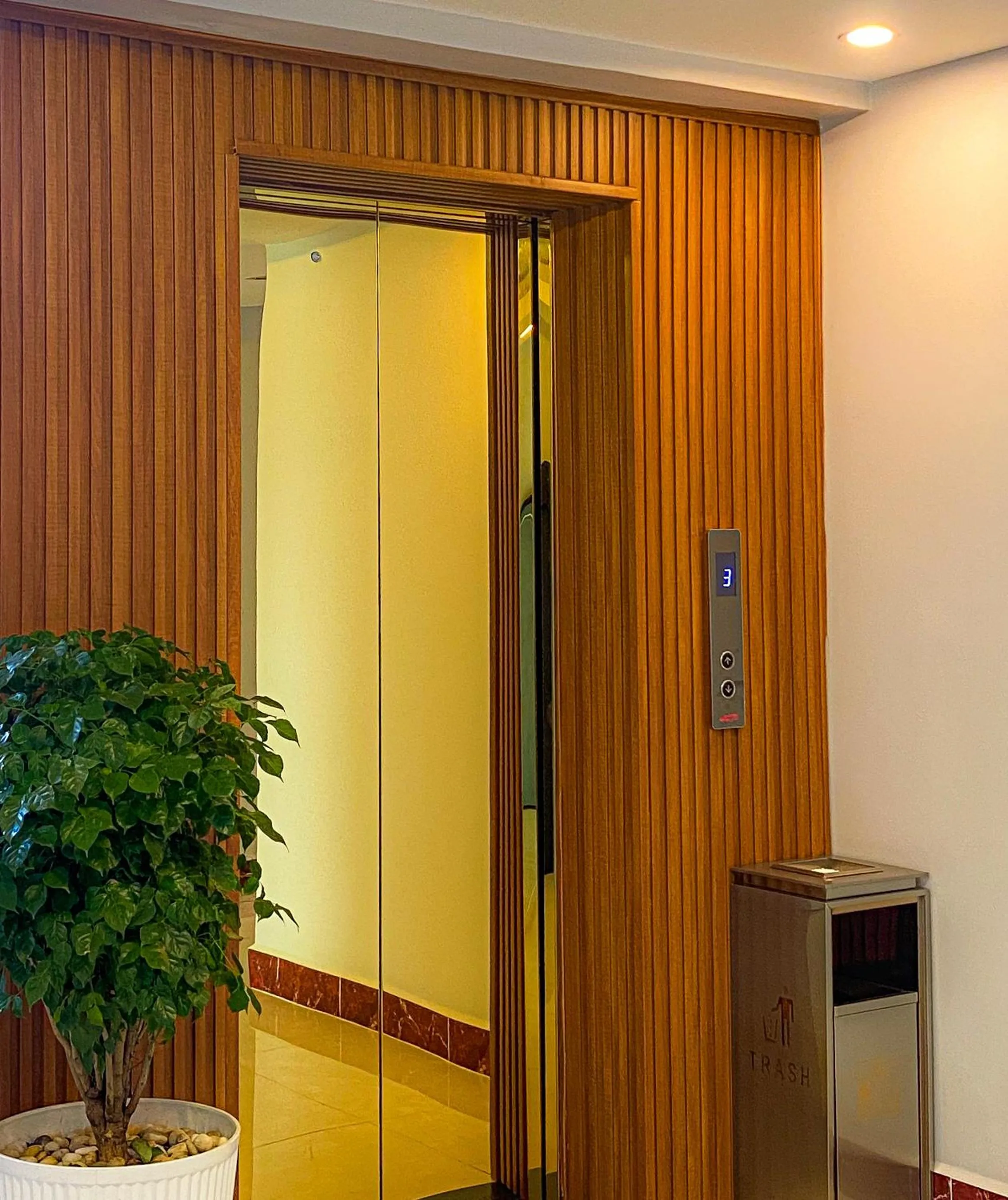 elevator in Keang You Boutique Hotel