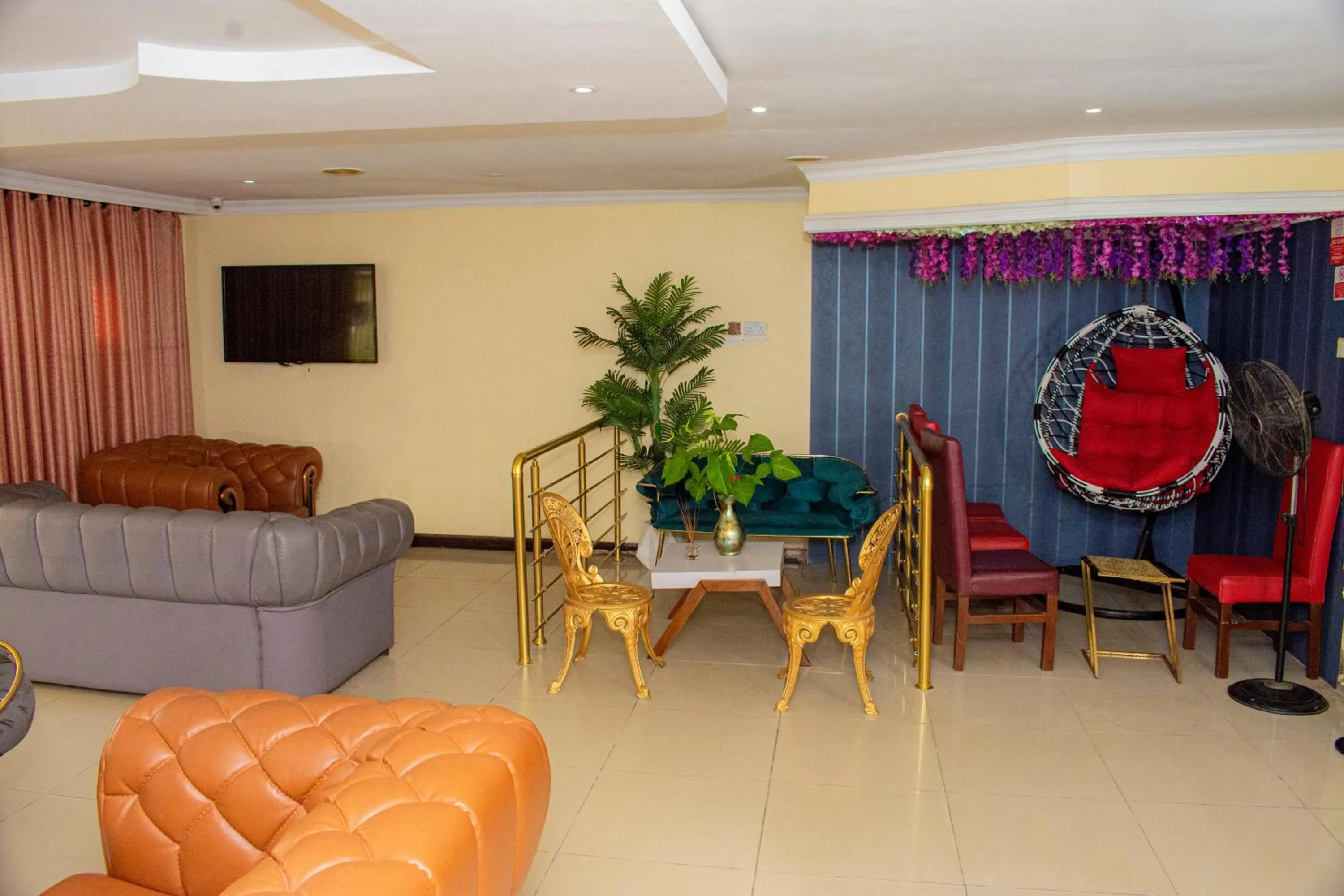 Restaurant/places to eat in EED Pension Boutique Hotel