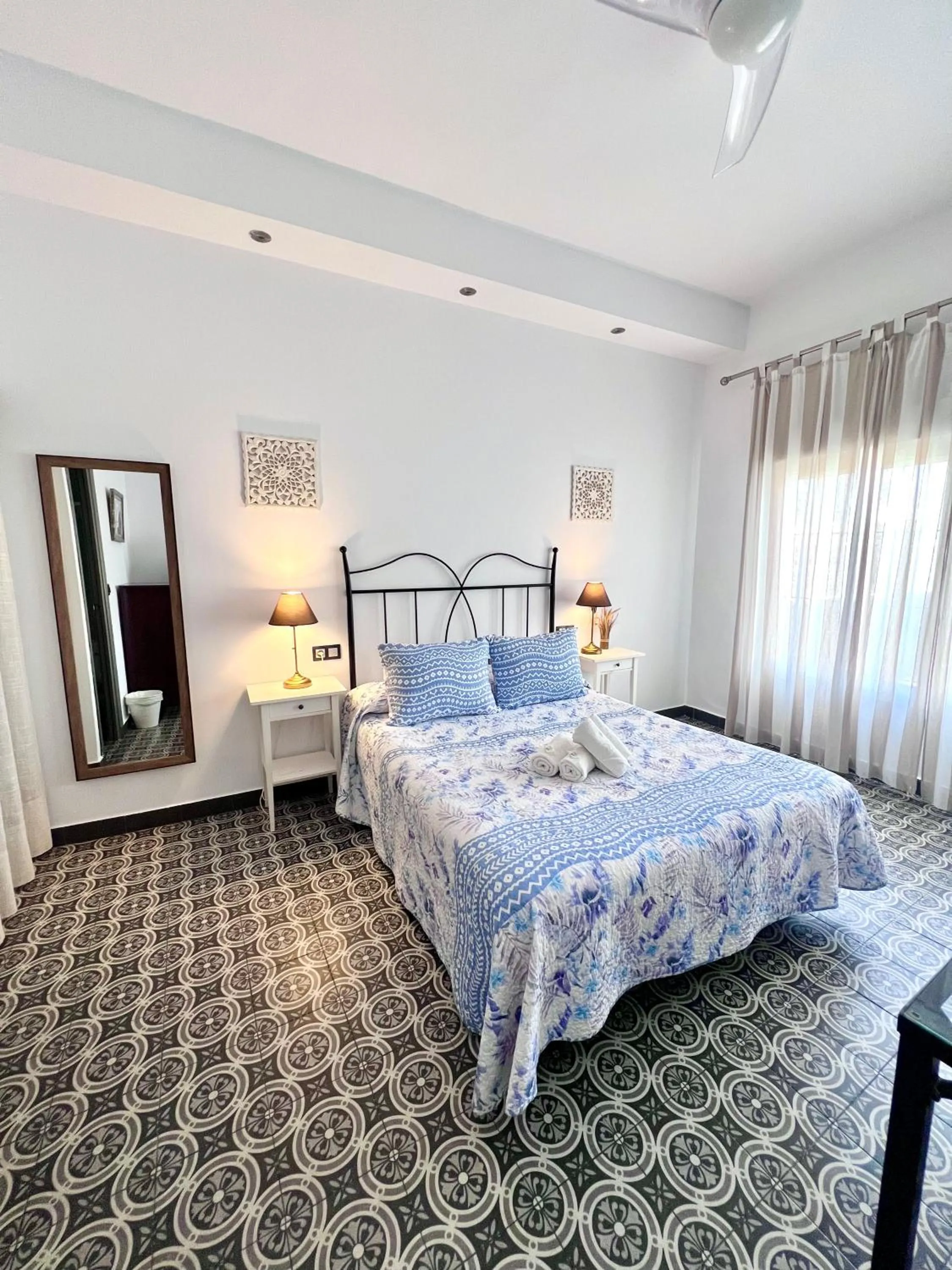 Photo of the whole room, Bed in Hostal El Faro