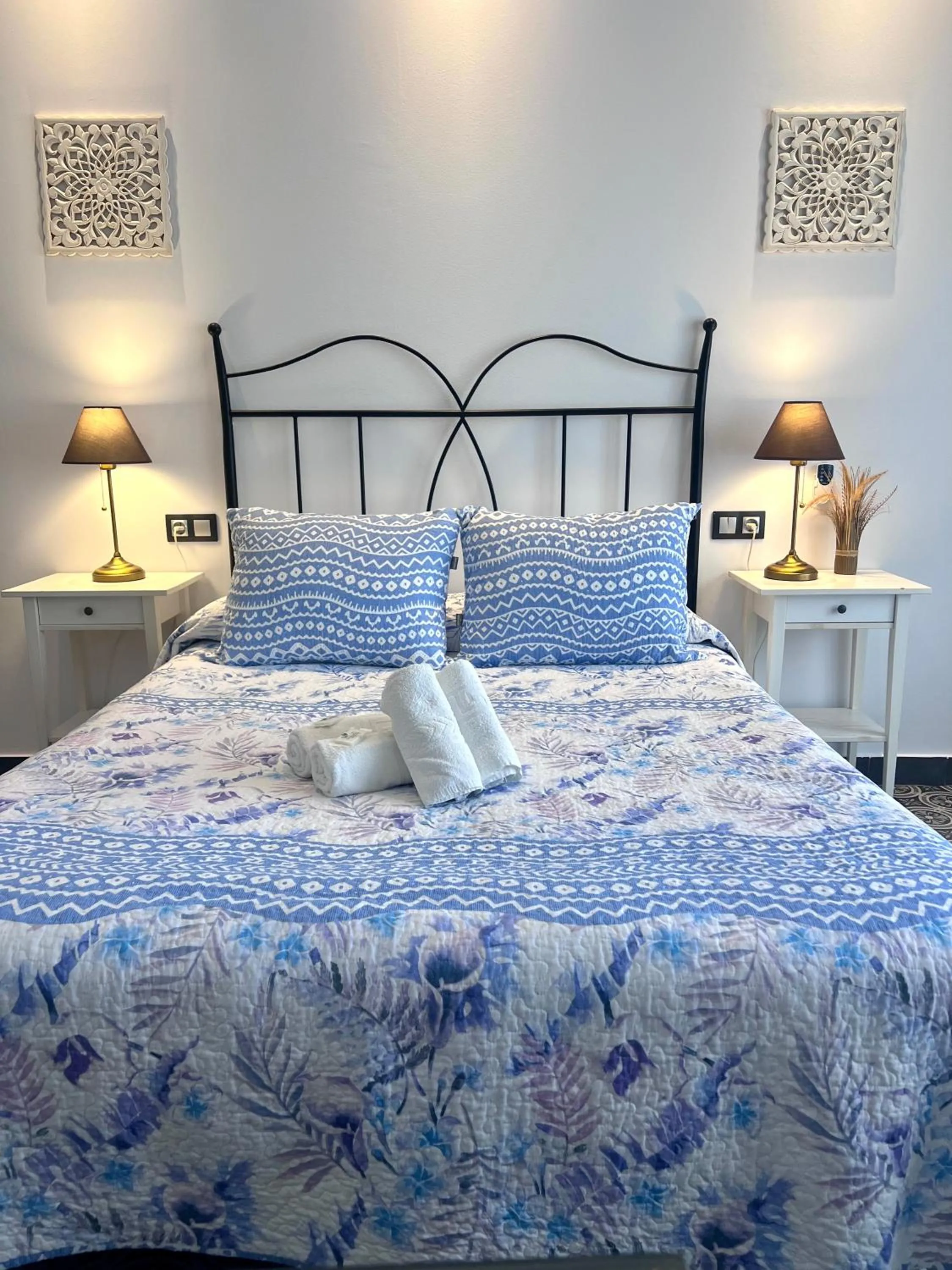 Bedroom, Bed in Hostal El Faro