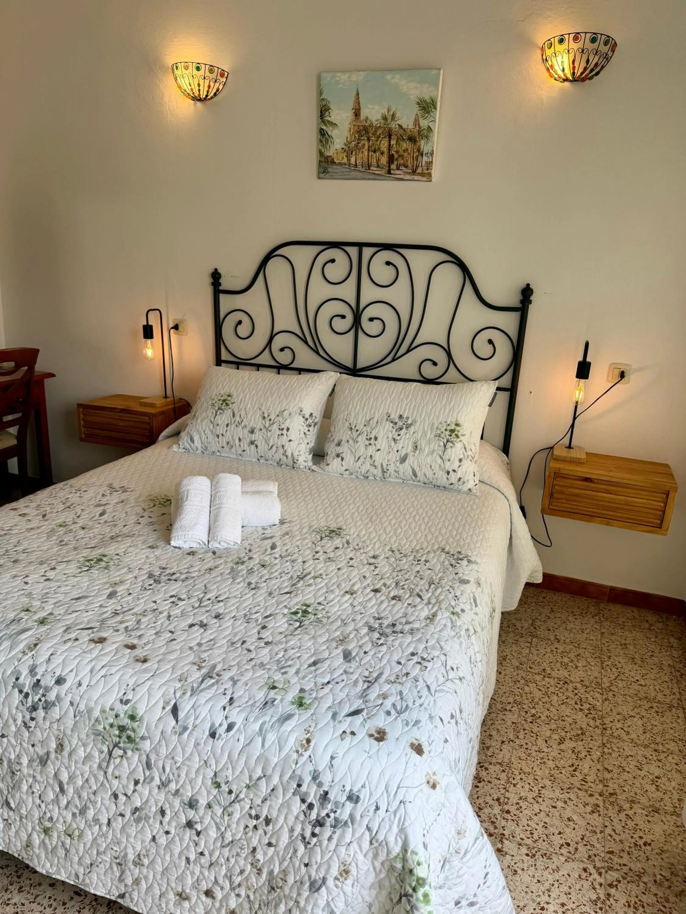 Bed in Hostal El Faro