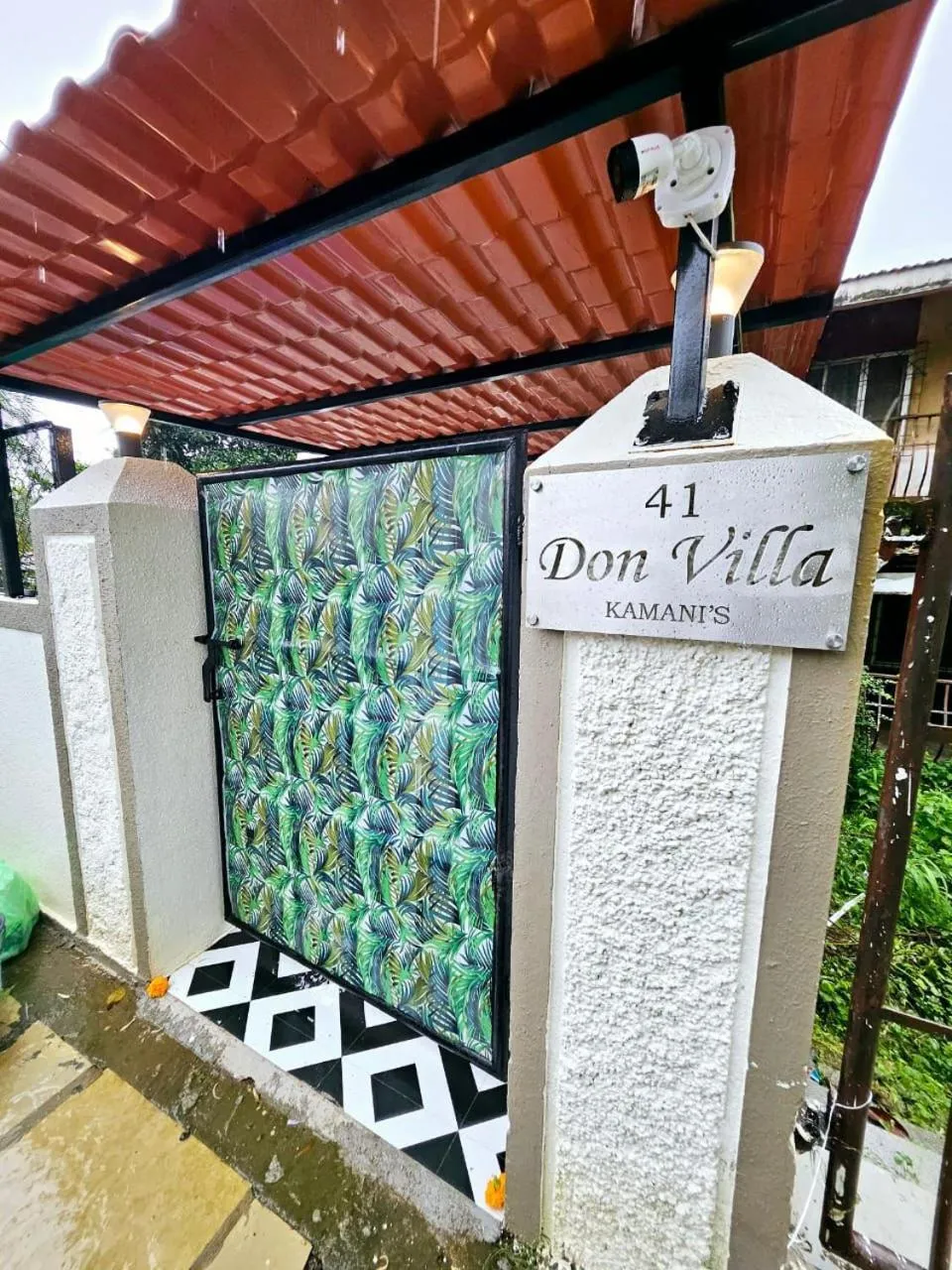 Facade/entrance in Don's Villa - Lonavala