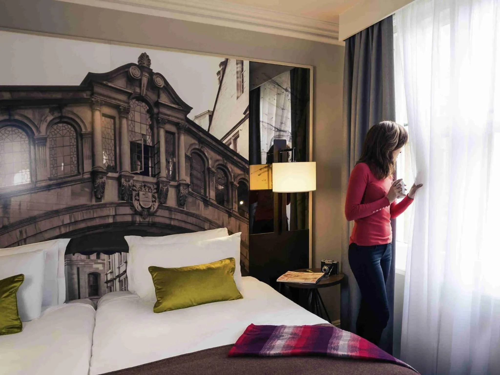 Bedroom, Bed in Mercure Oxford Eastgate Hotel