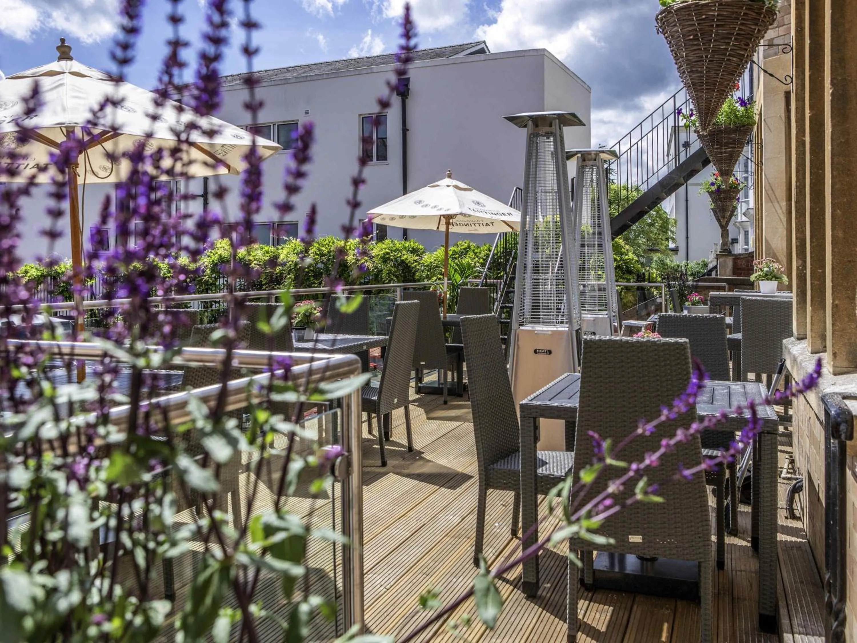 Restaurant/places to eat in Mercure Oxford Eastgate Hotel