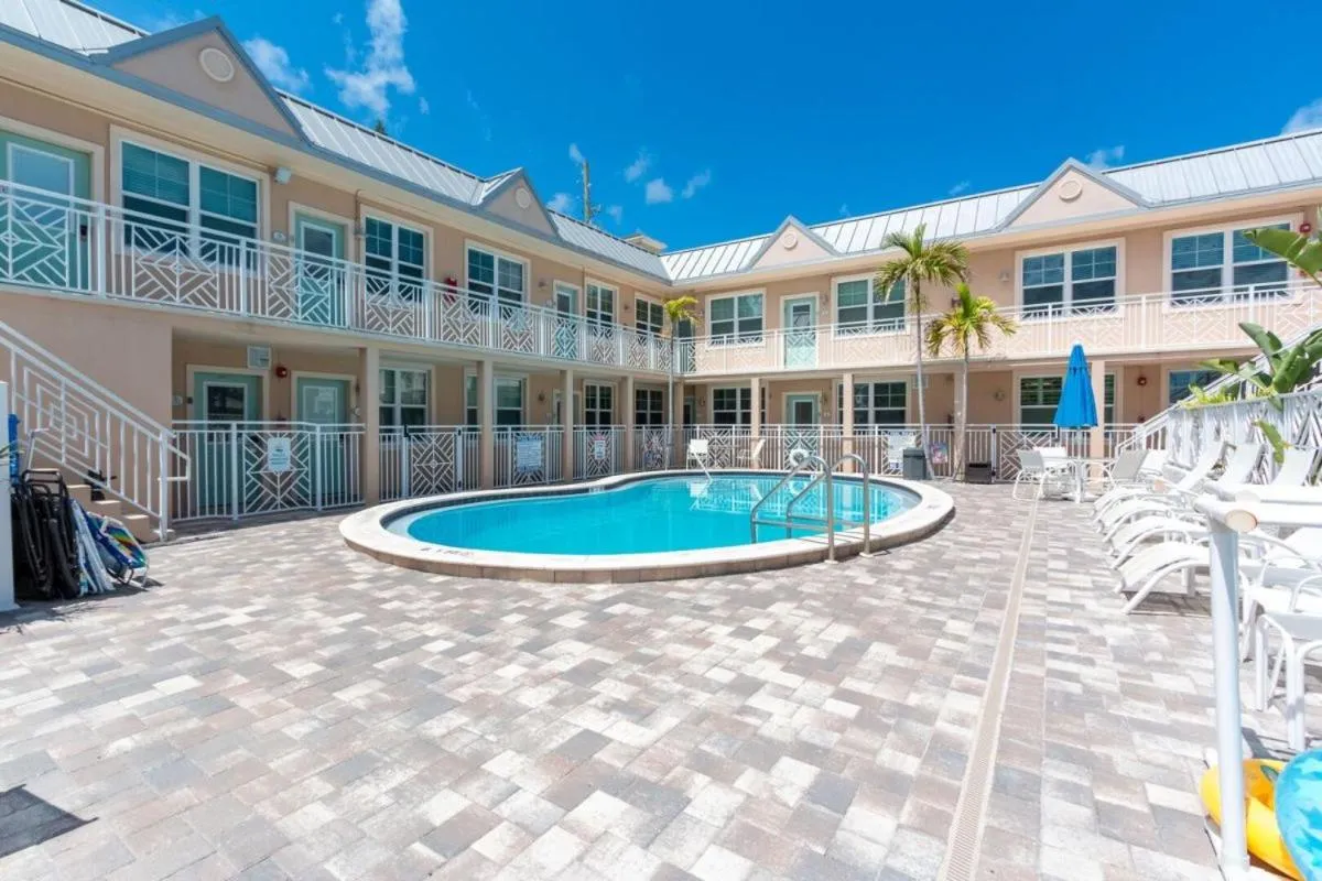 Clearwater Beach Suites #104
