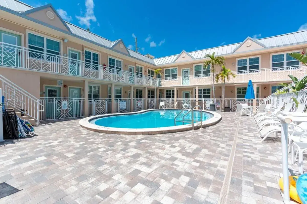 Clearwater Beach Suites #104 Clearwater Beach Suites #104
