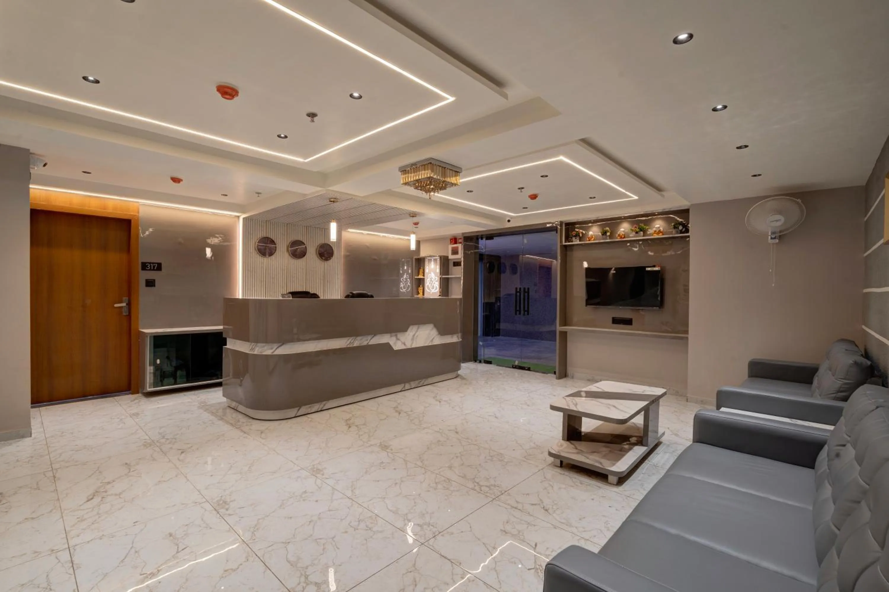 Hotel Shrimad Villa Gandhinagar