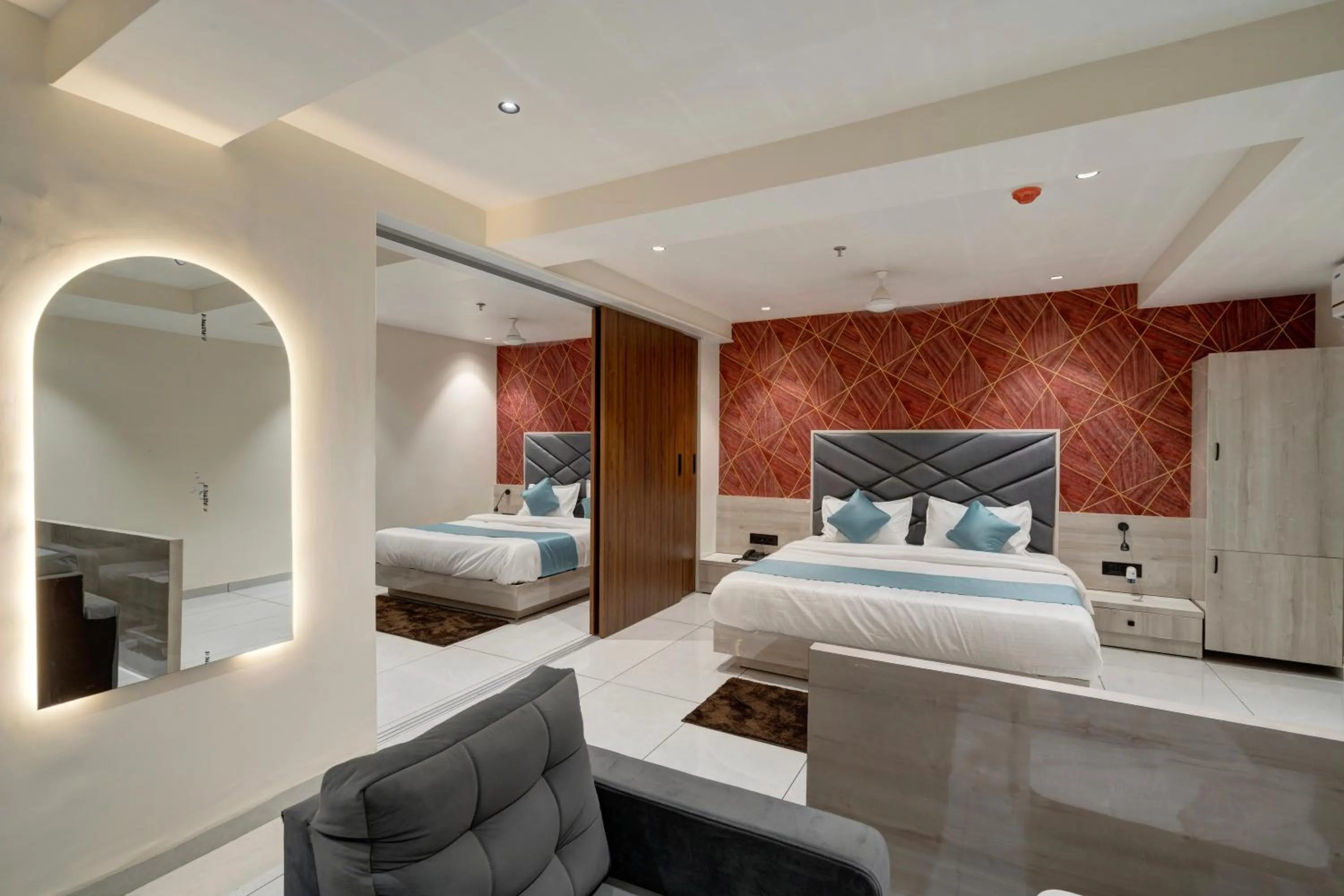 Hotel Shrimad Villa Gandhinagar