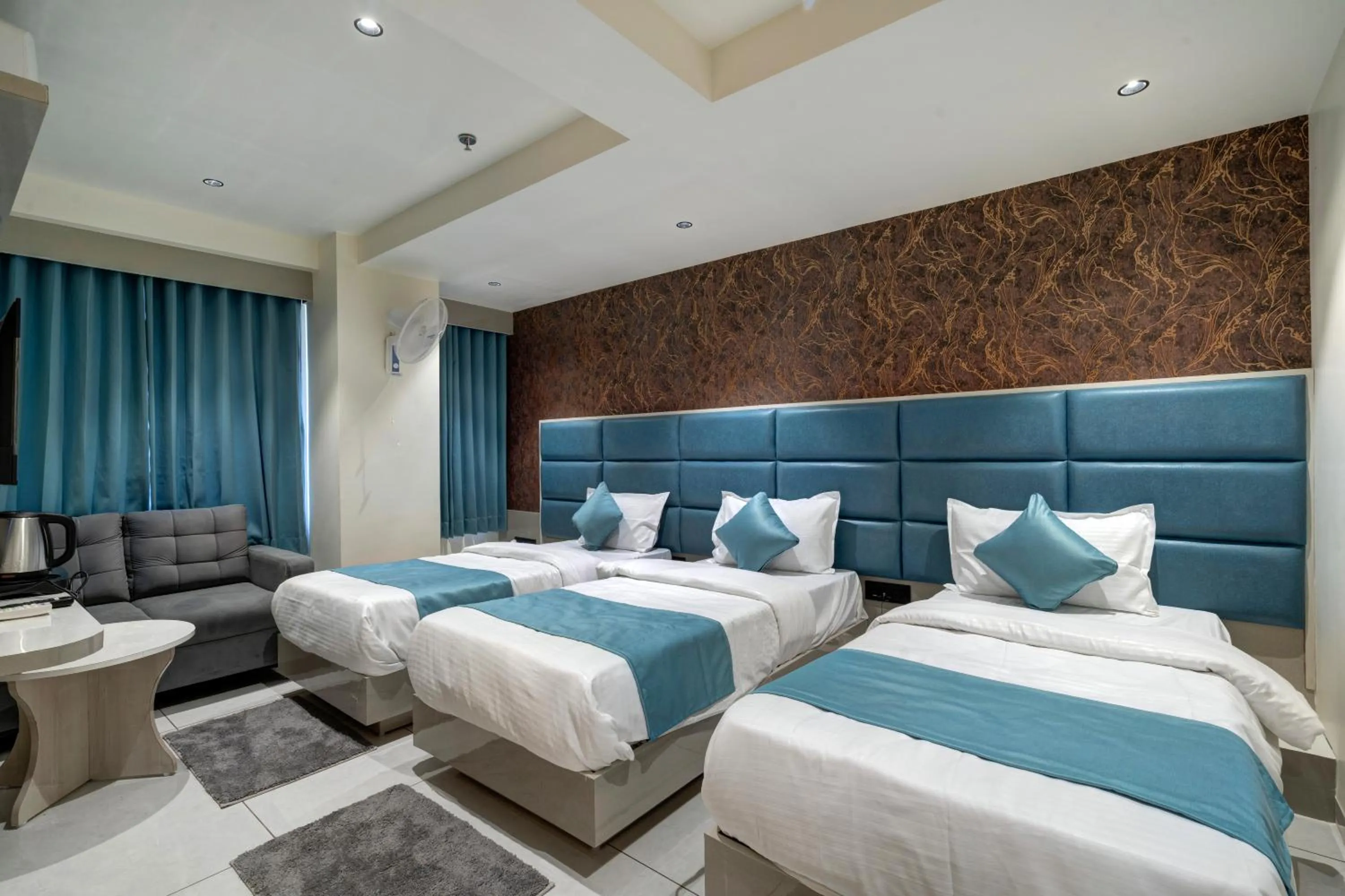 Hotel Shrimad Villa Gandhinagar