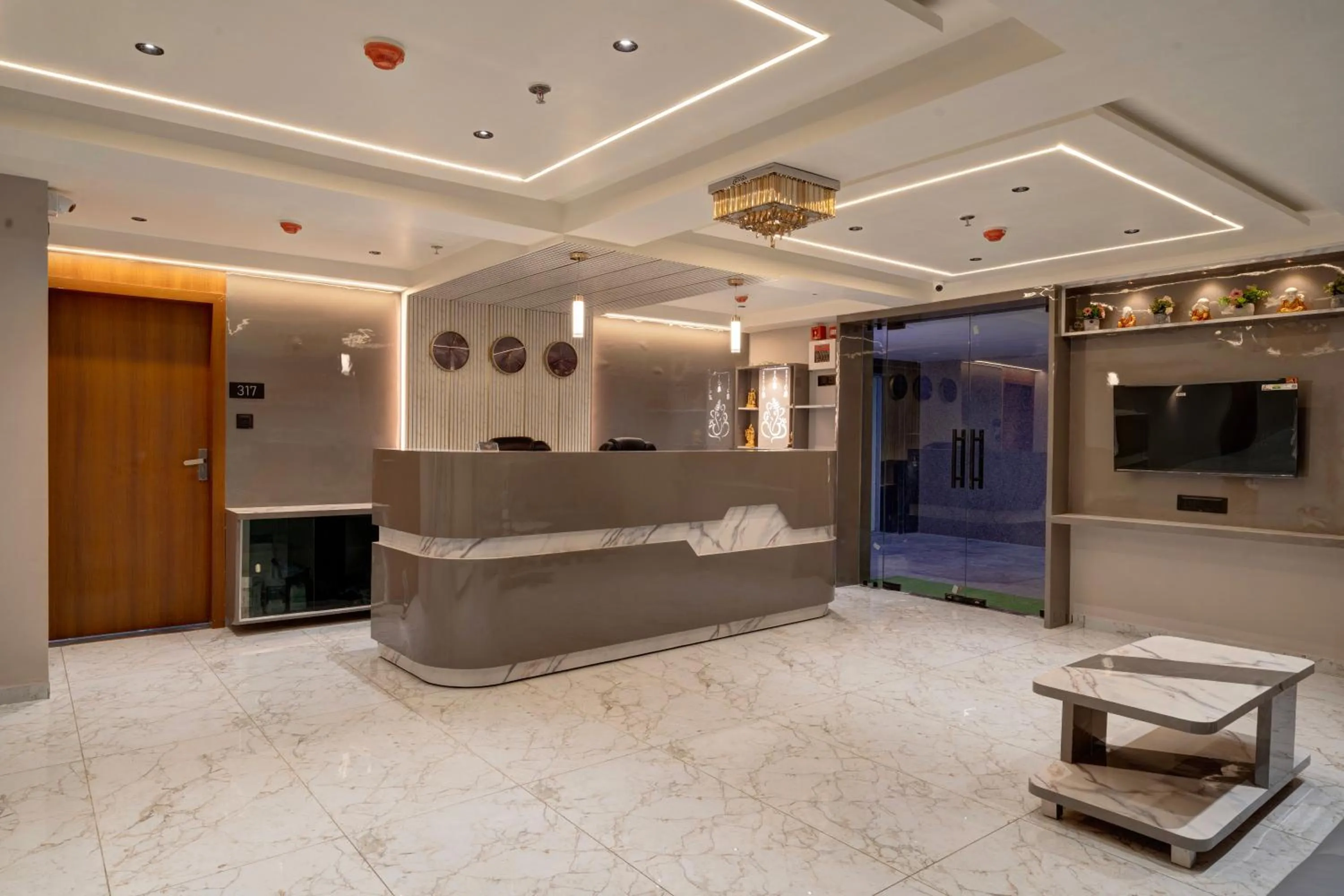 Hotel Shrimad Villa Gandhinagar