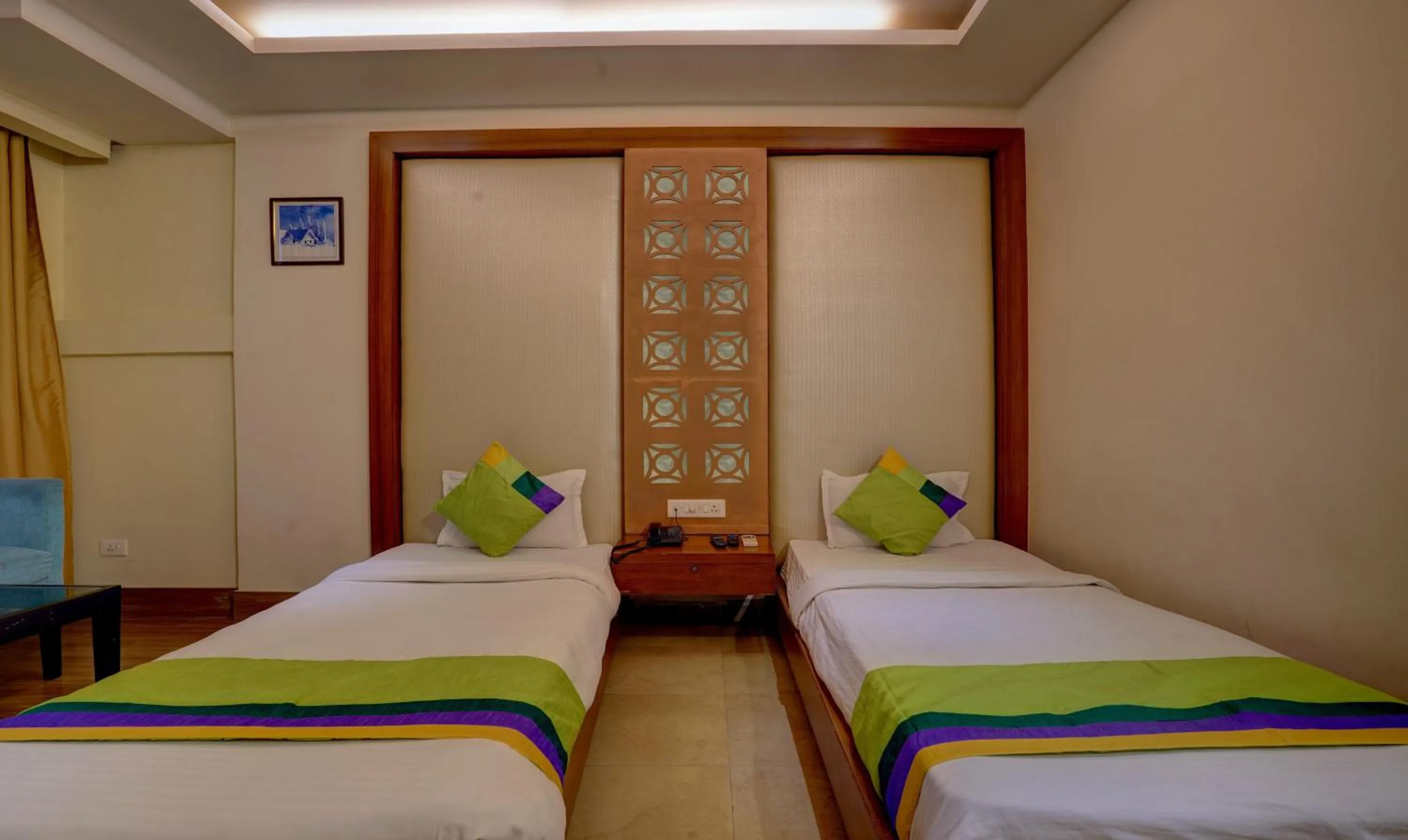 Bedroom, Bed in Treebo B&B