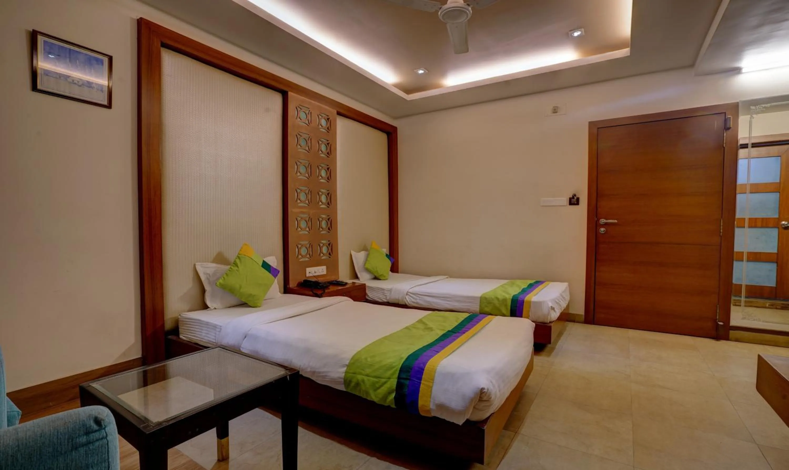 Bedroom, Bed in Treebo B&B