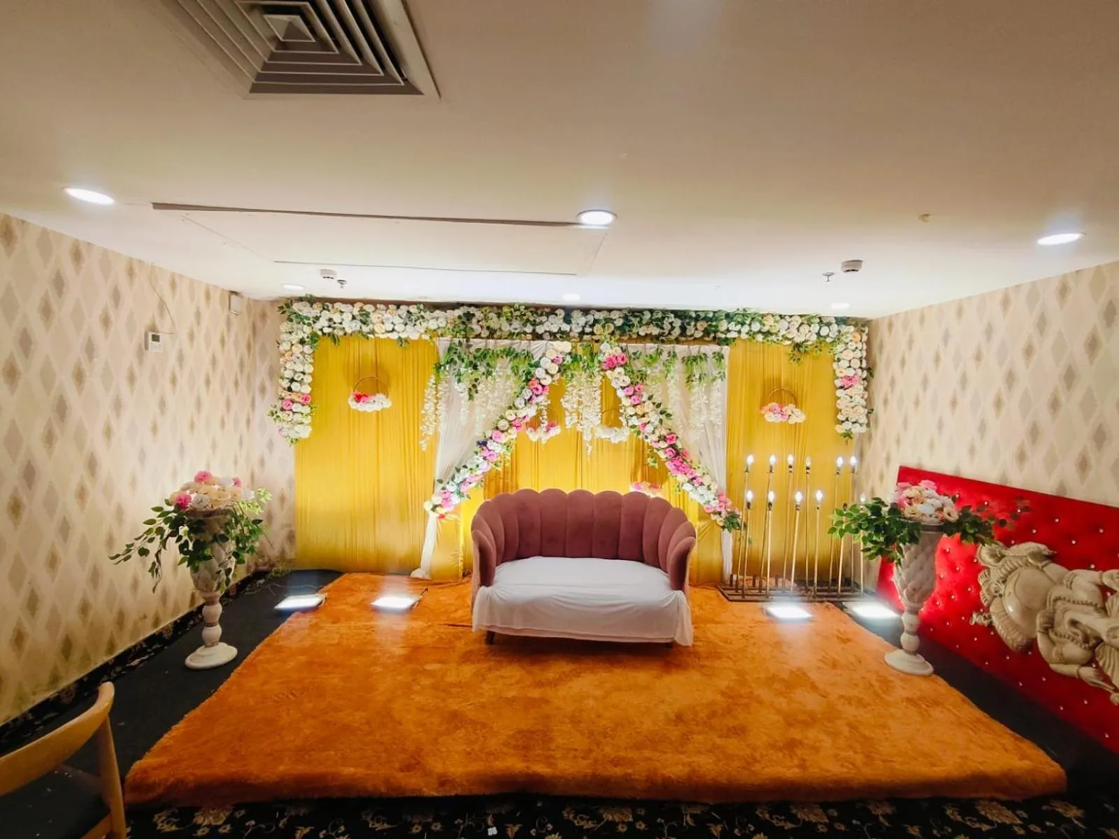 Banquet/Function facilities, Bed in Hotel La Maison