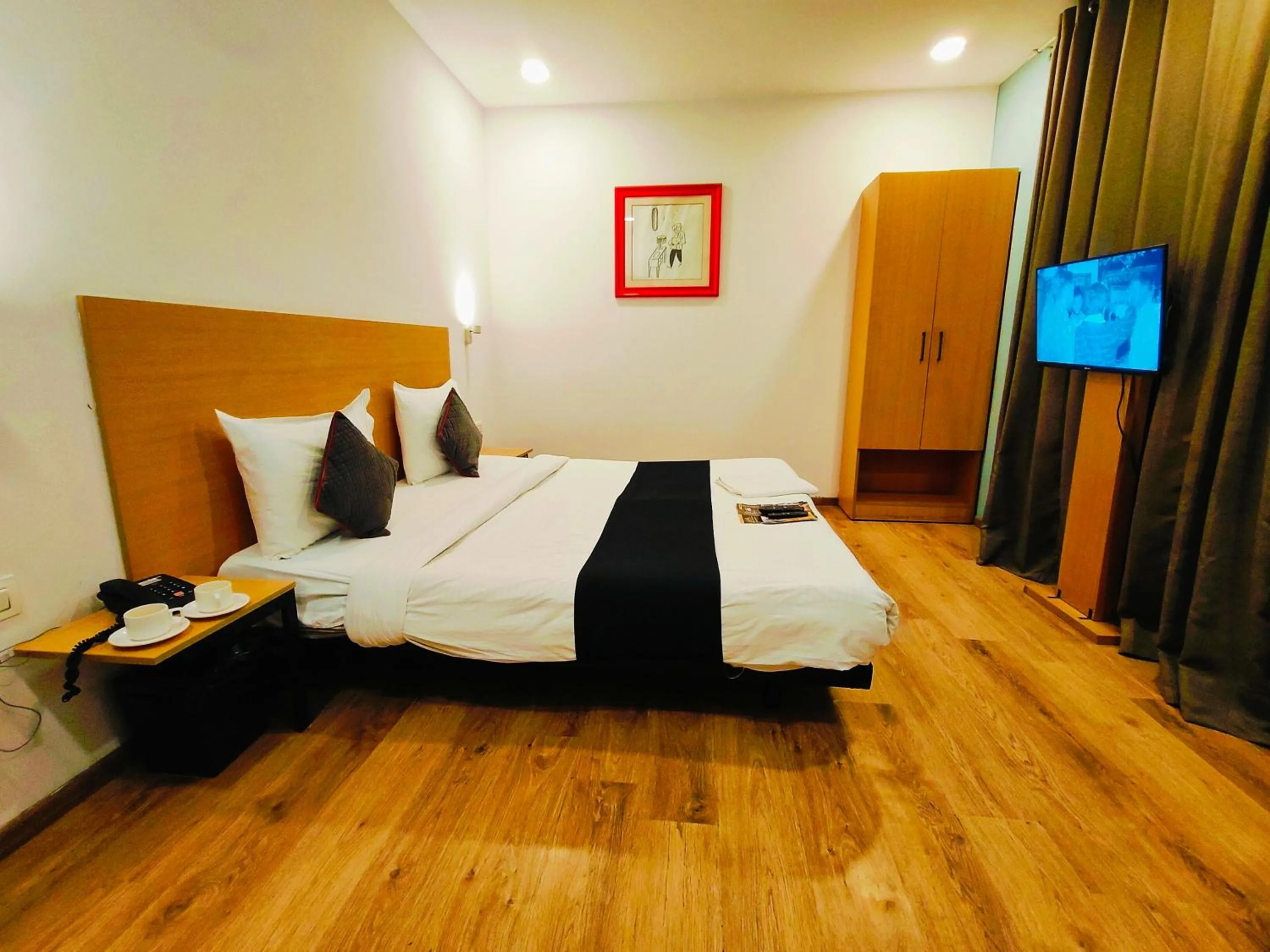 View (from property/room), Bed in Hotel La Maison