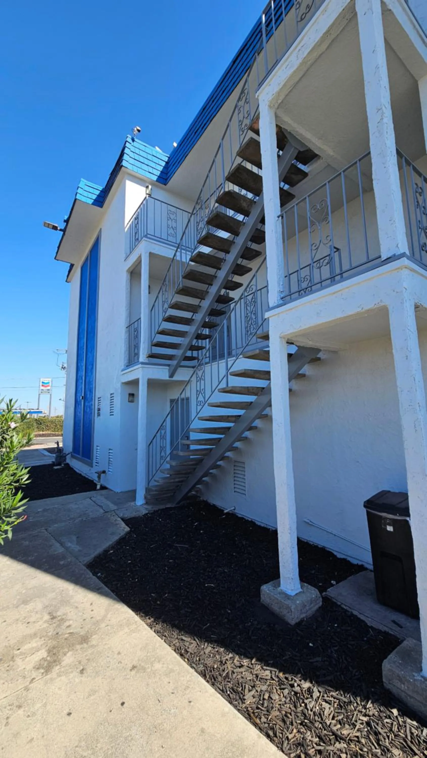 Property building in MetroParc 'nSuites