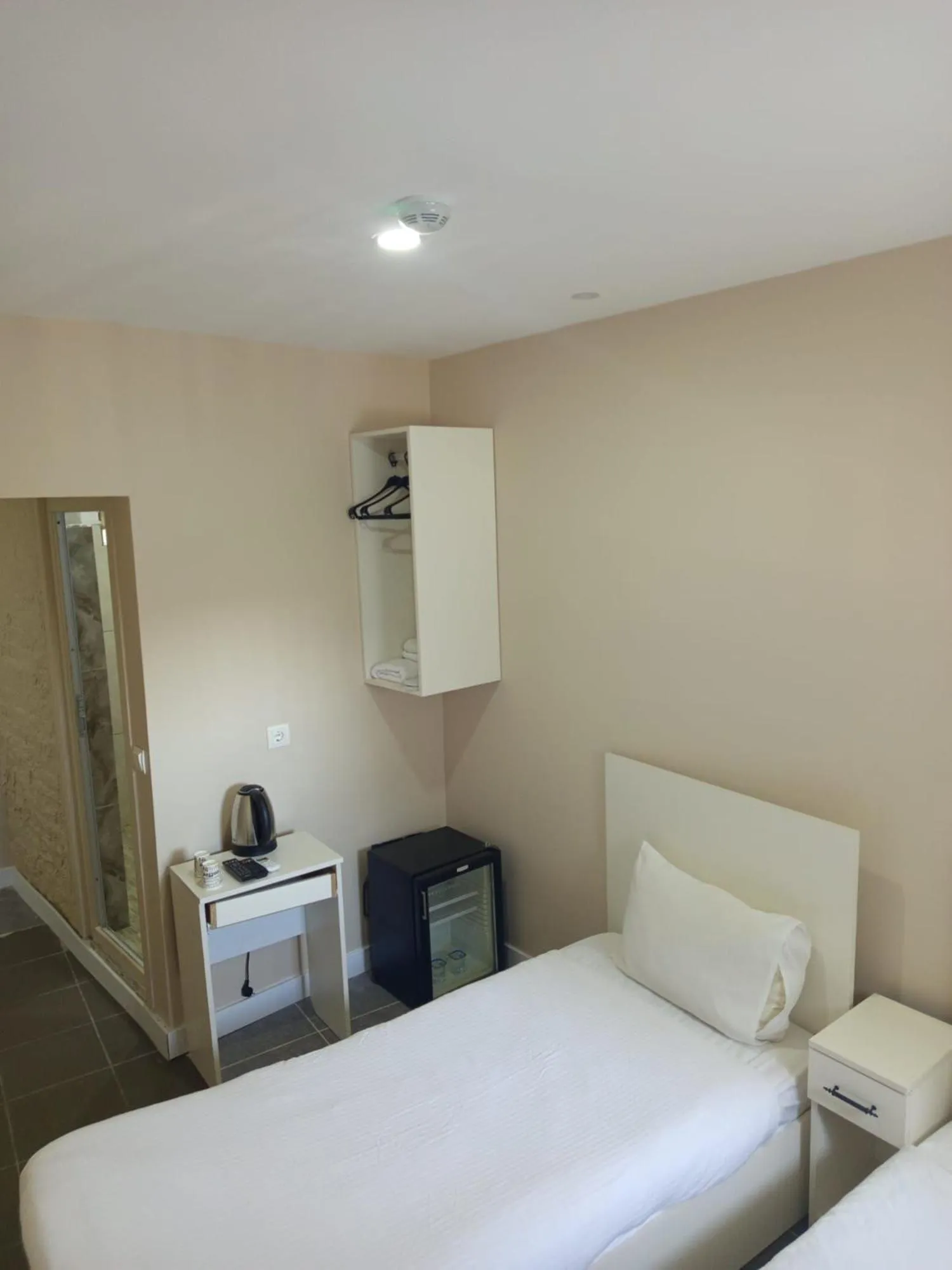 Coffee/tea facilities, Bed in Rota Star Hotel Beyoğlu