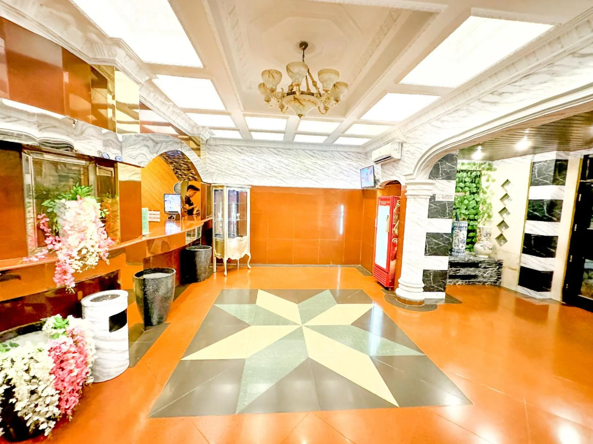 Lobby or reception in Hotel Grand Bandara