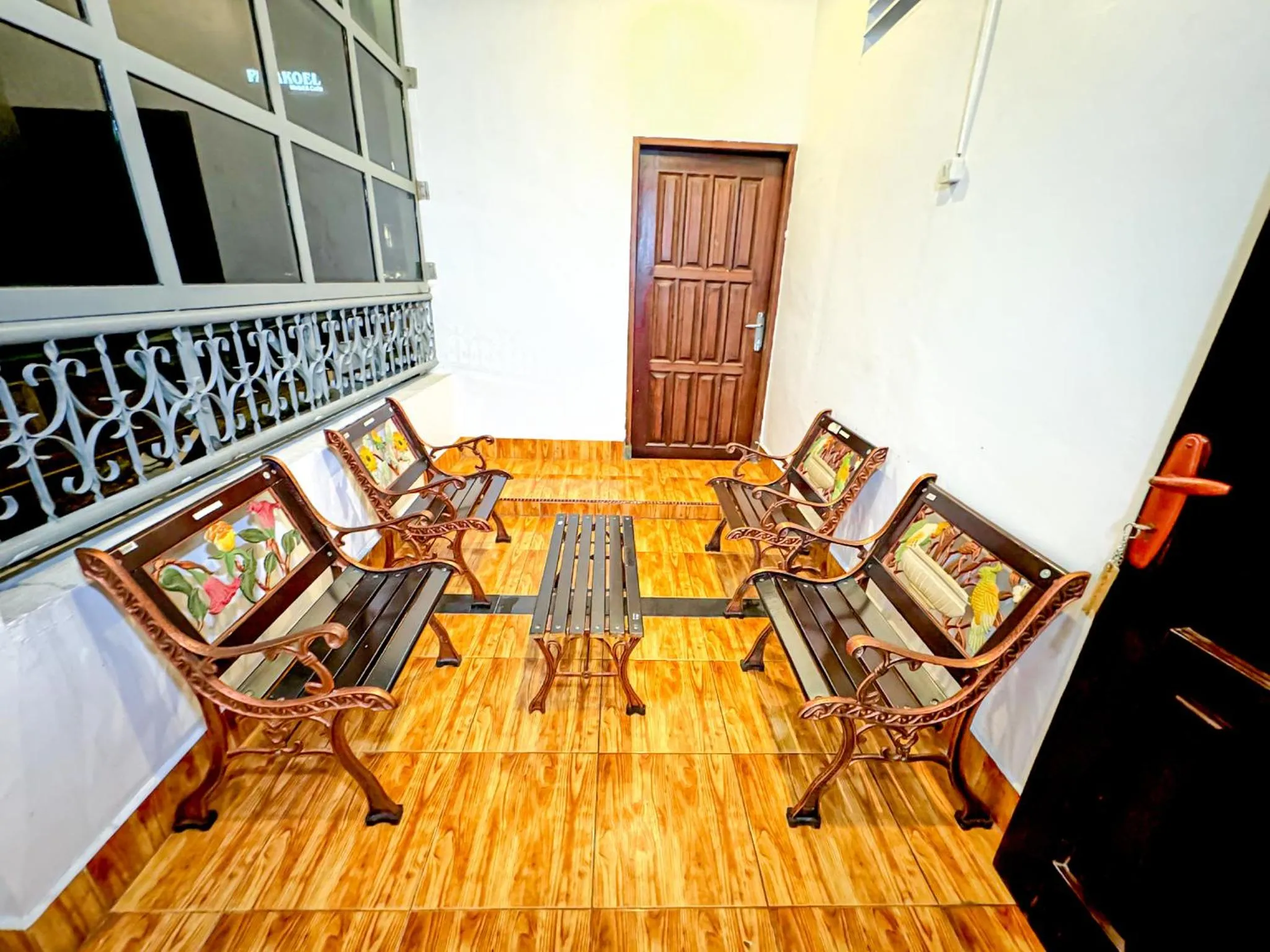 Living room in Hotel Grand Bandara