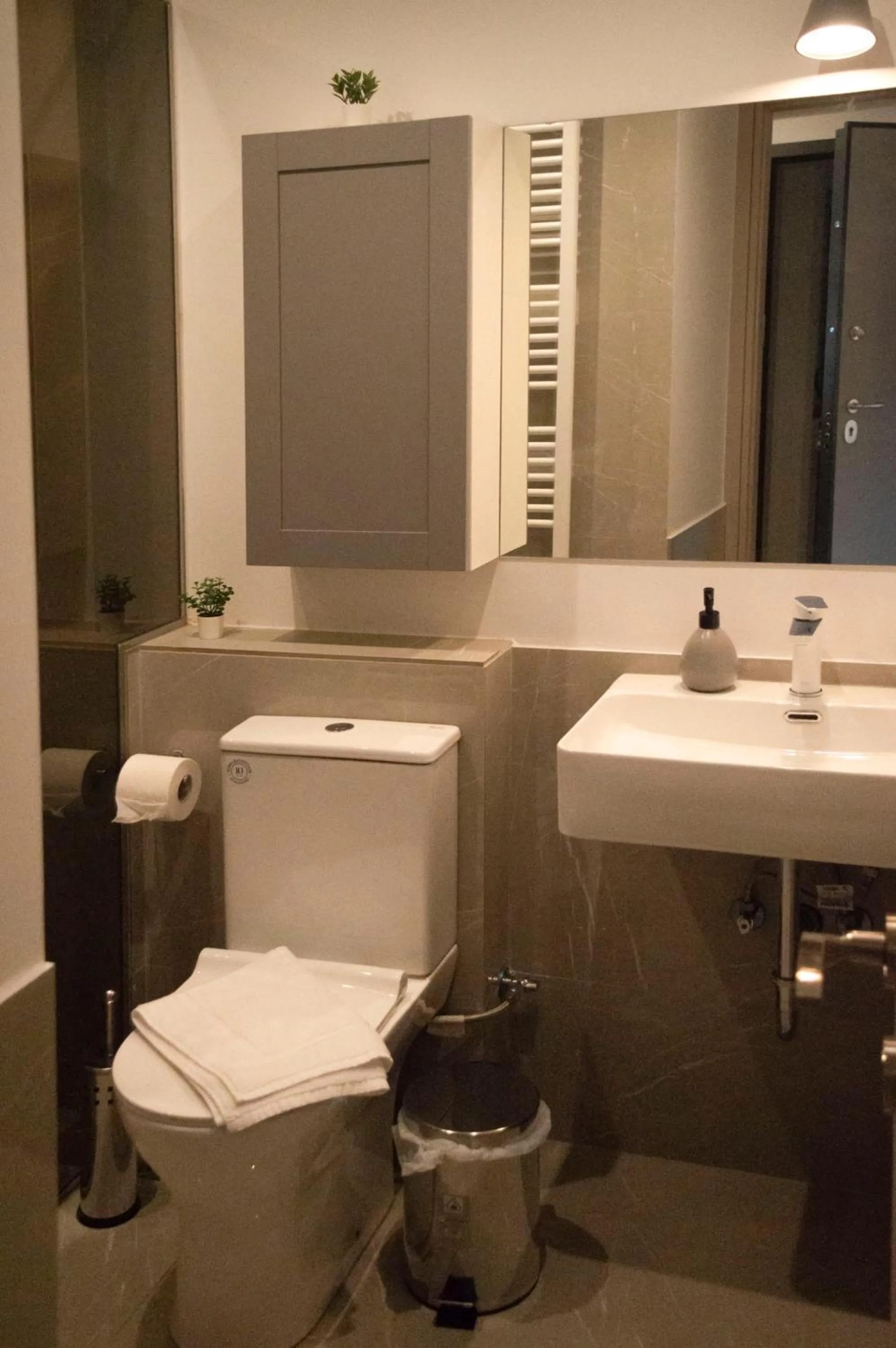 Toilet in AK Apartments Ioa
