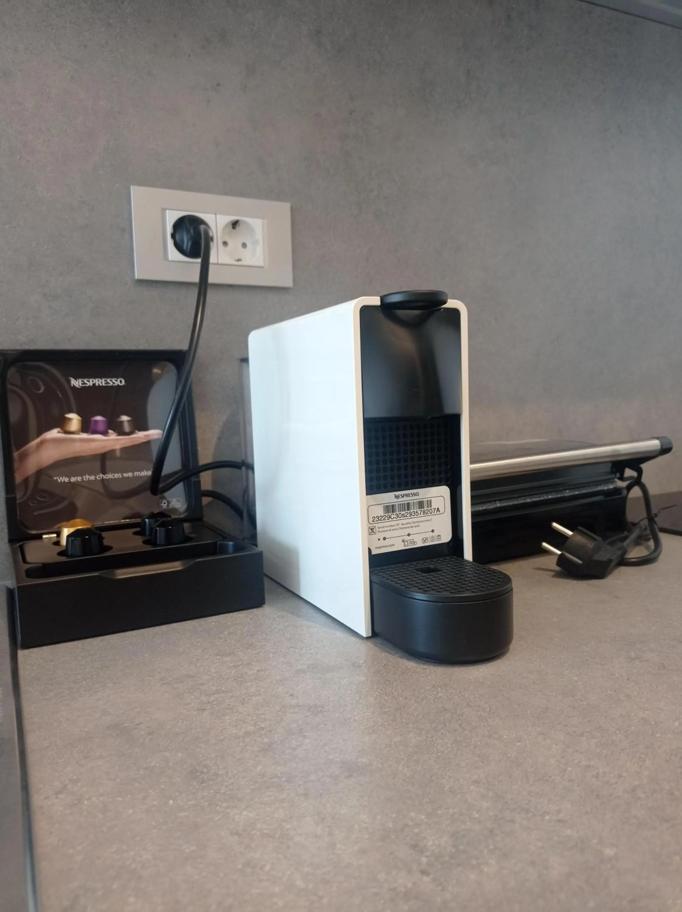Coffee/tea facilities in AK Apartments Ioa