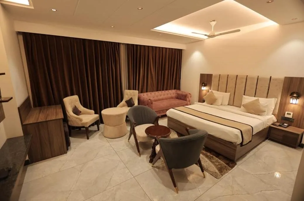 Bed in SNJ Taj Grand