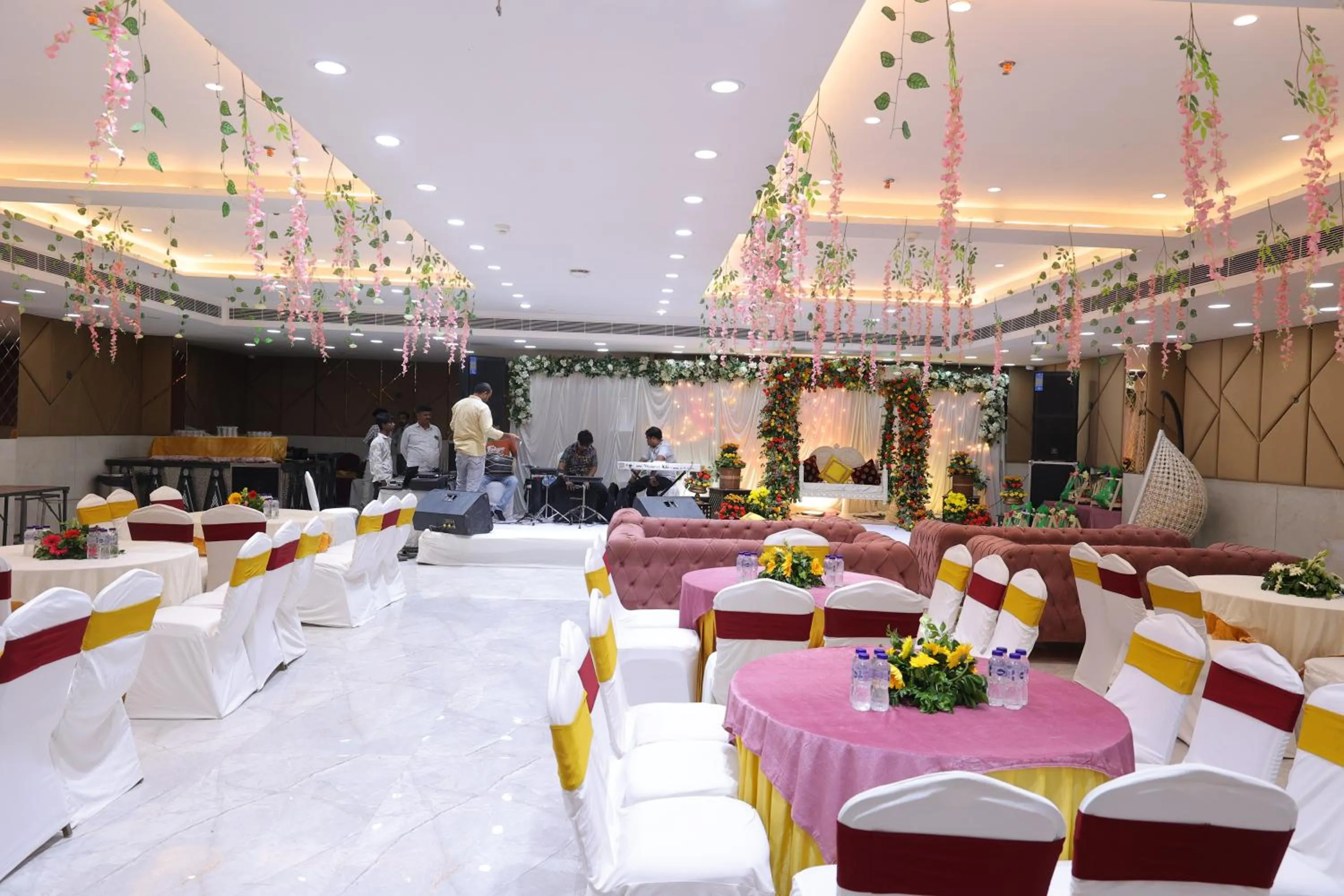 SNJ Taj Grand