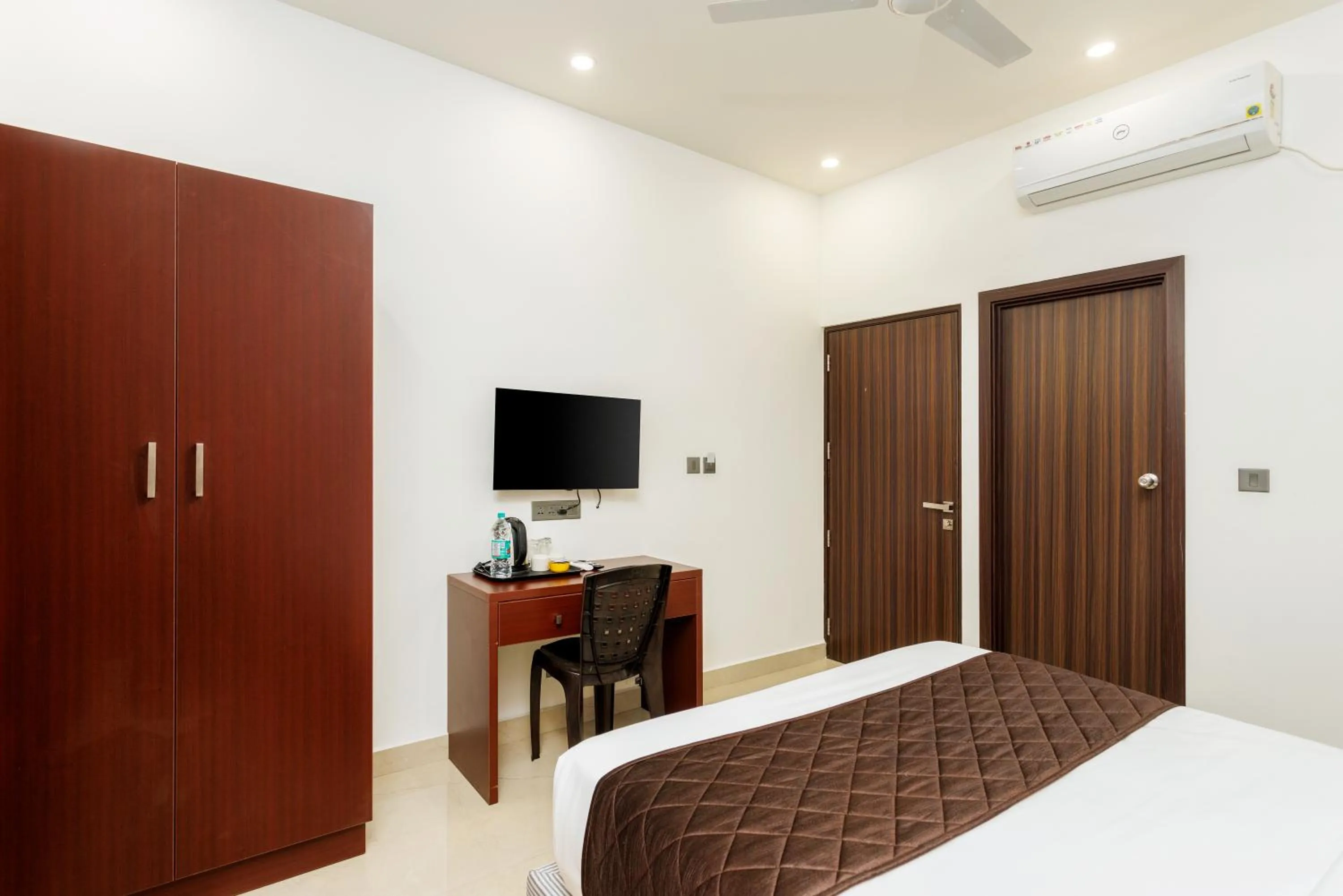 TV and multimedia, Bed in The Lotaz Hotel